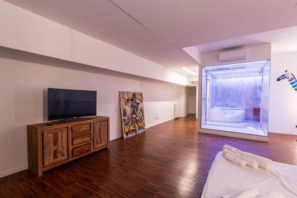 Luxury & Art A Due Passi Dall'universita Bocconi * Milano