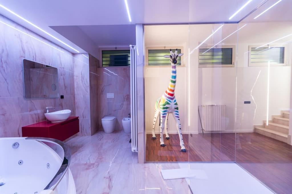 Appartamento Luxury & Art A Due Passi Dall'universita Bocconi *