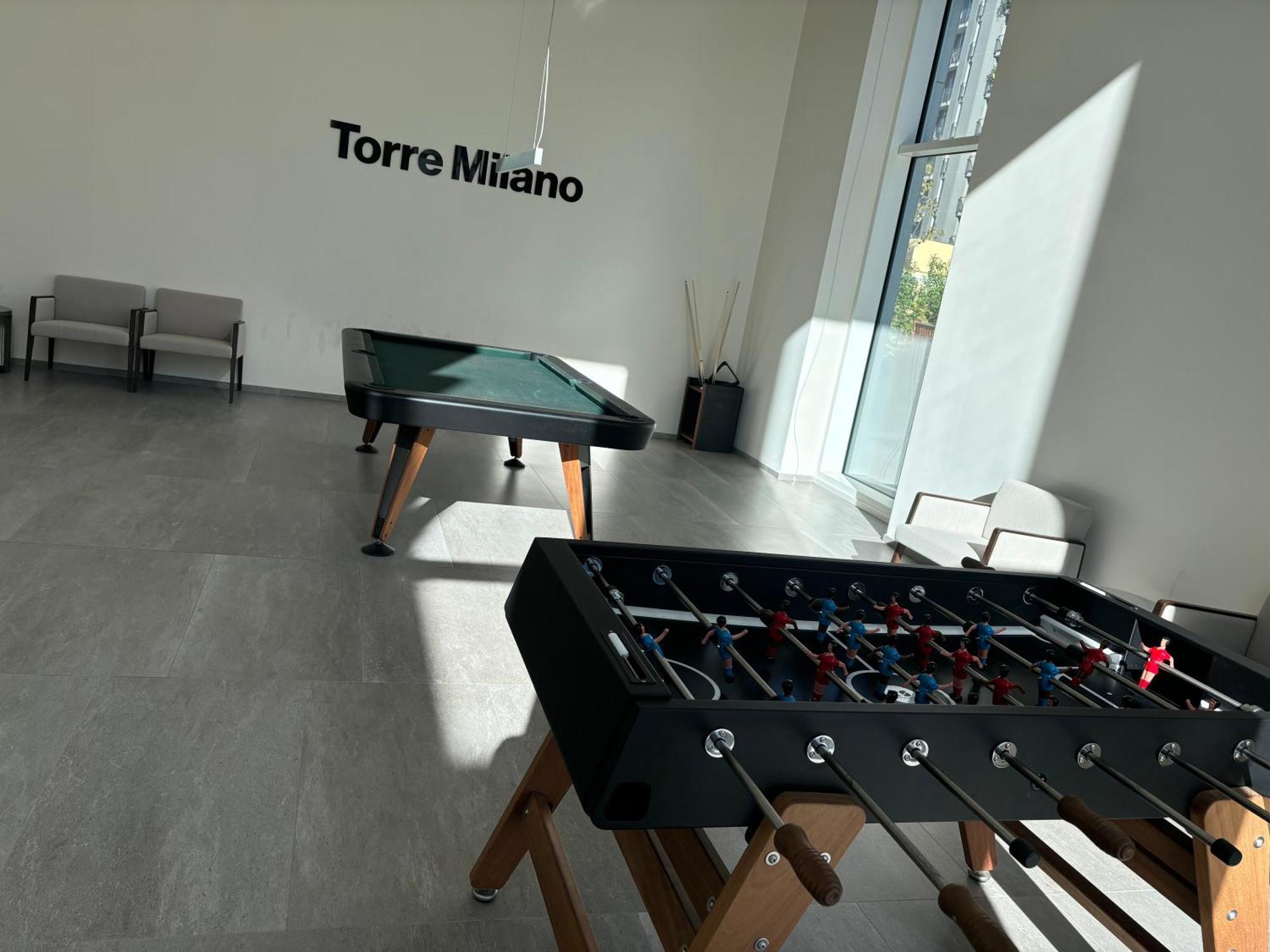 Torre Skyview Gym Pool & Rooftop Appartamento Milano
