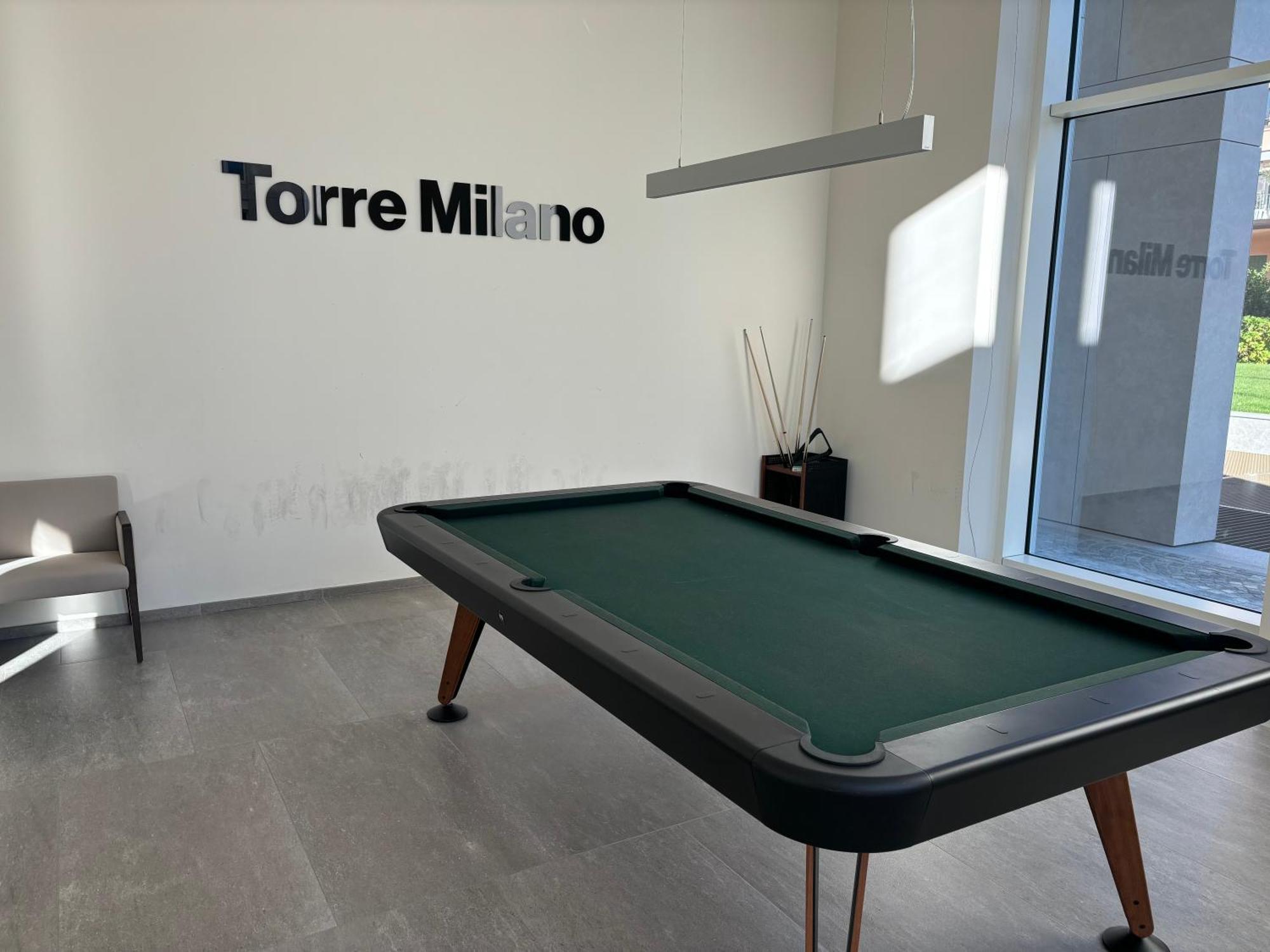 Torre Skyview Gym Pool & Rooftop Appartamento Milano