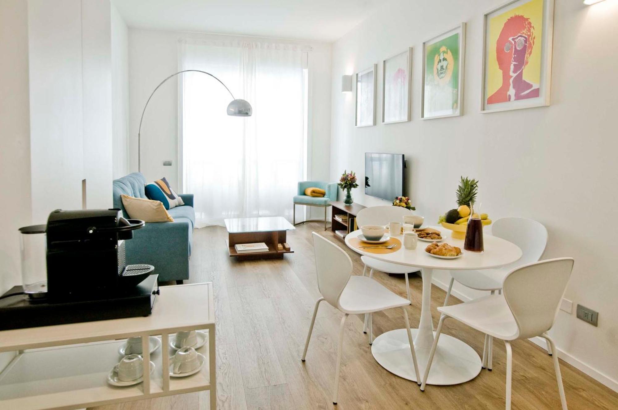 Soperga 10 - Popart Flat In Apartment Milan