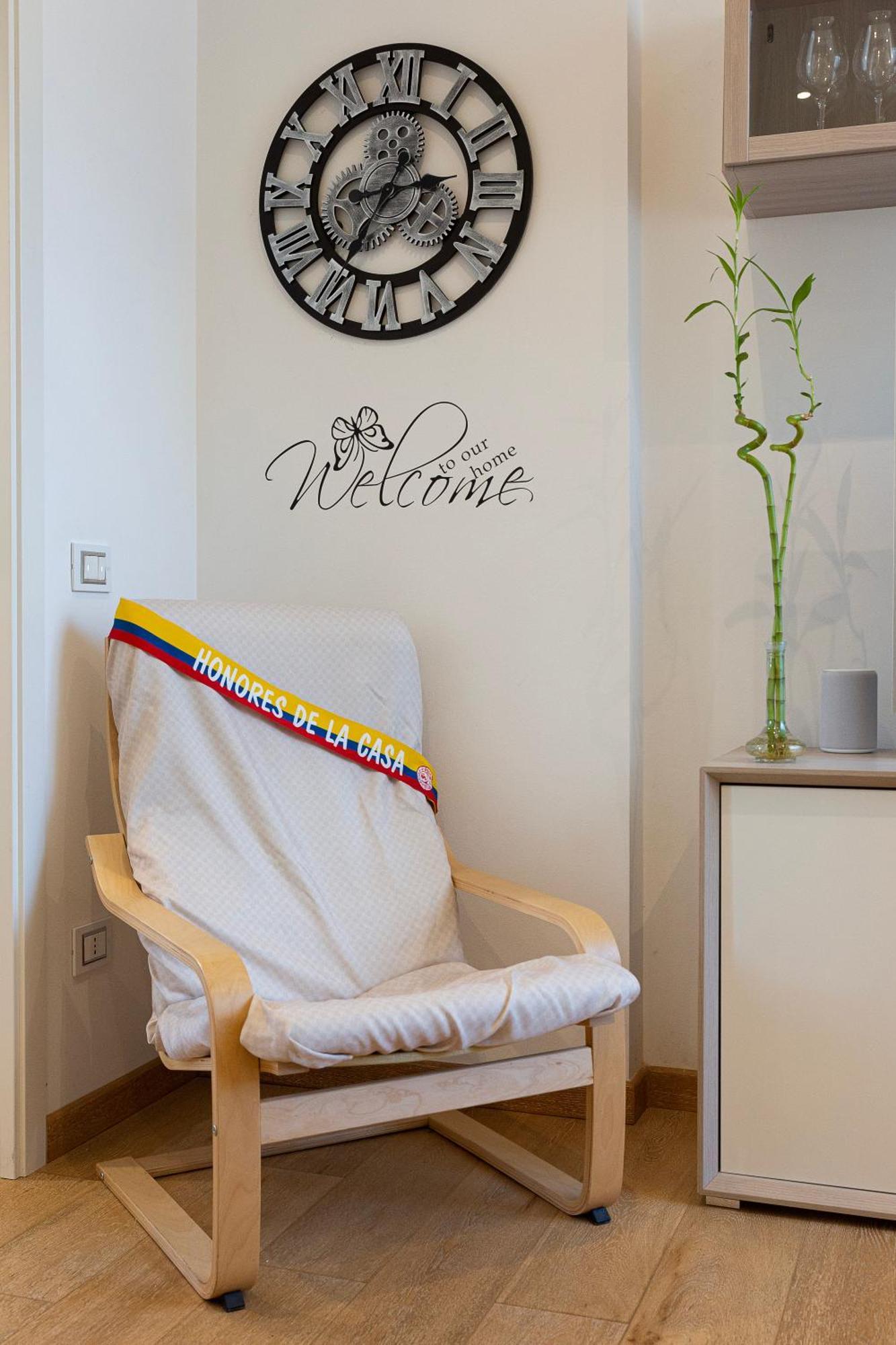 Flat 50m Station! Lejlighed Milano