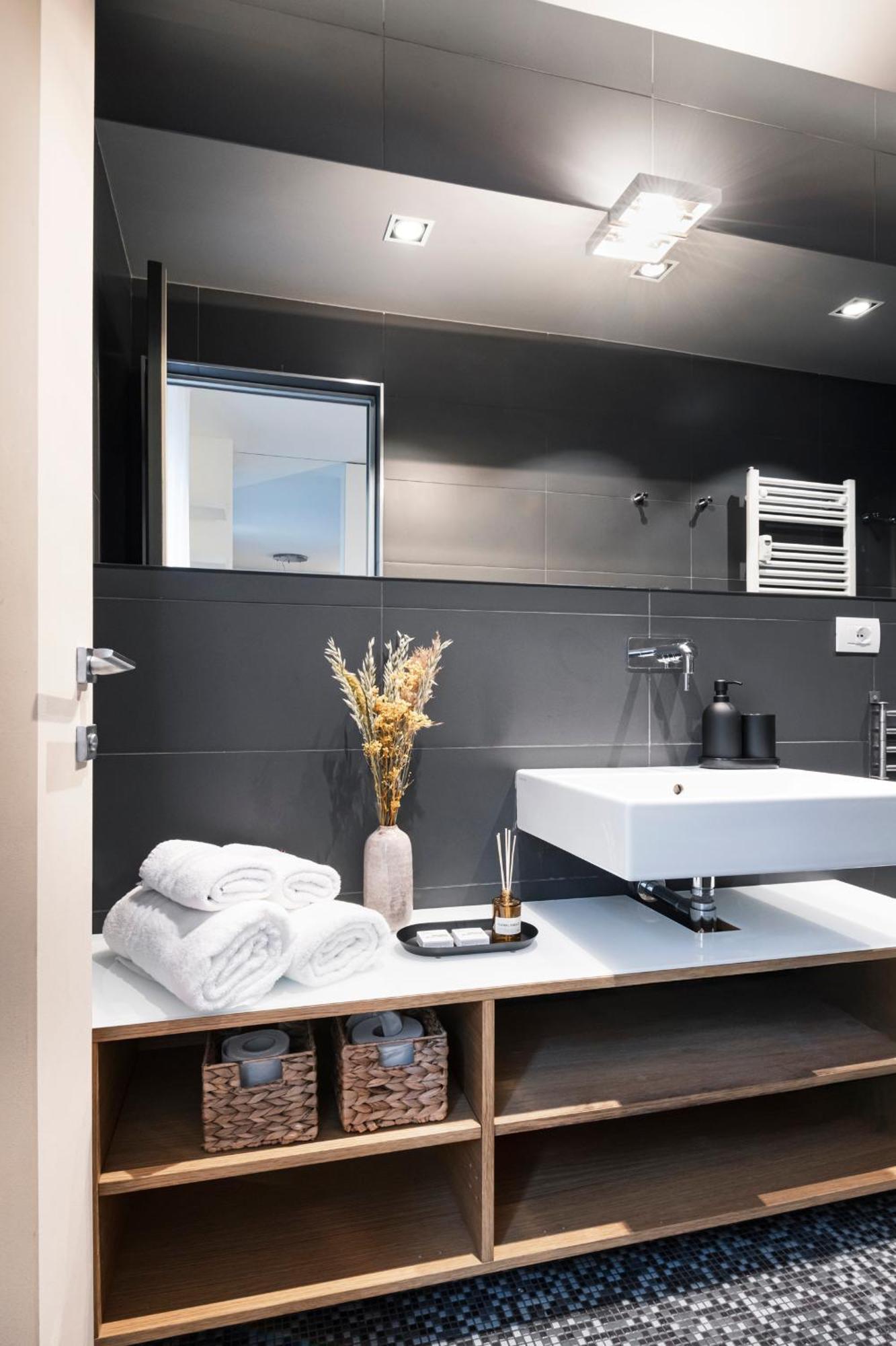 Easylife - Confortevole In Bocconi Lejlighed Milano