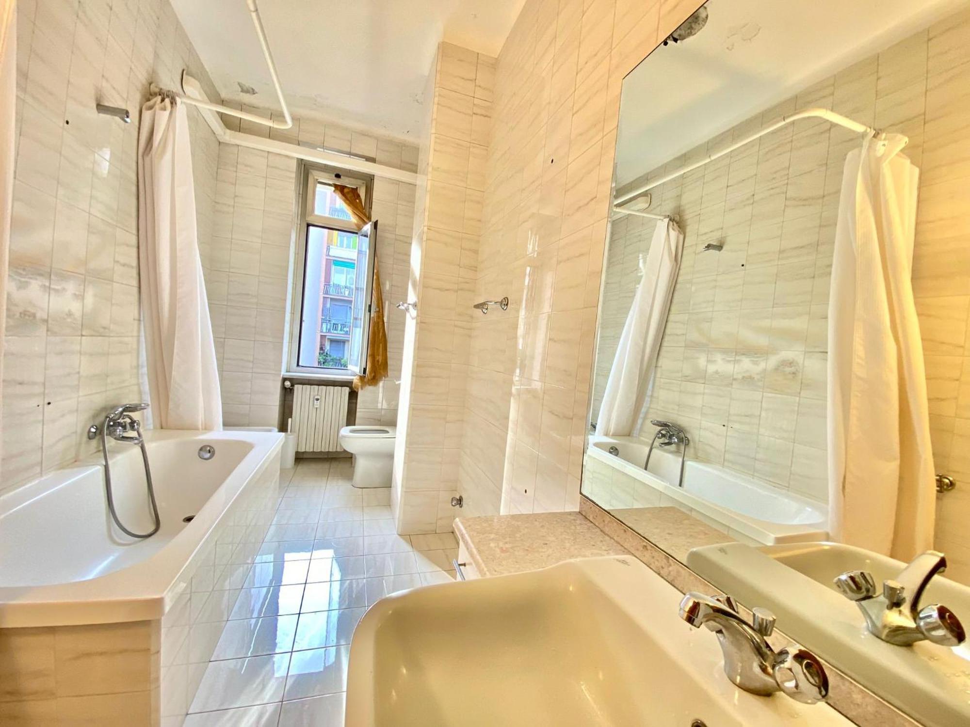 Washington Apartment *