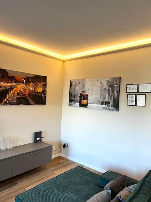 Apartment Stadio Fiera Ampio E Luminoso Con Balcone Mailand