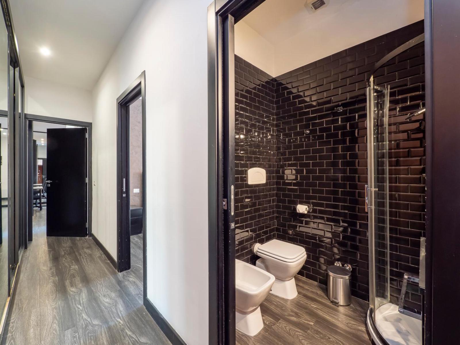 Appartamento Xenia - Spacious Four-room In Moscova Milano