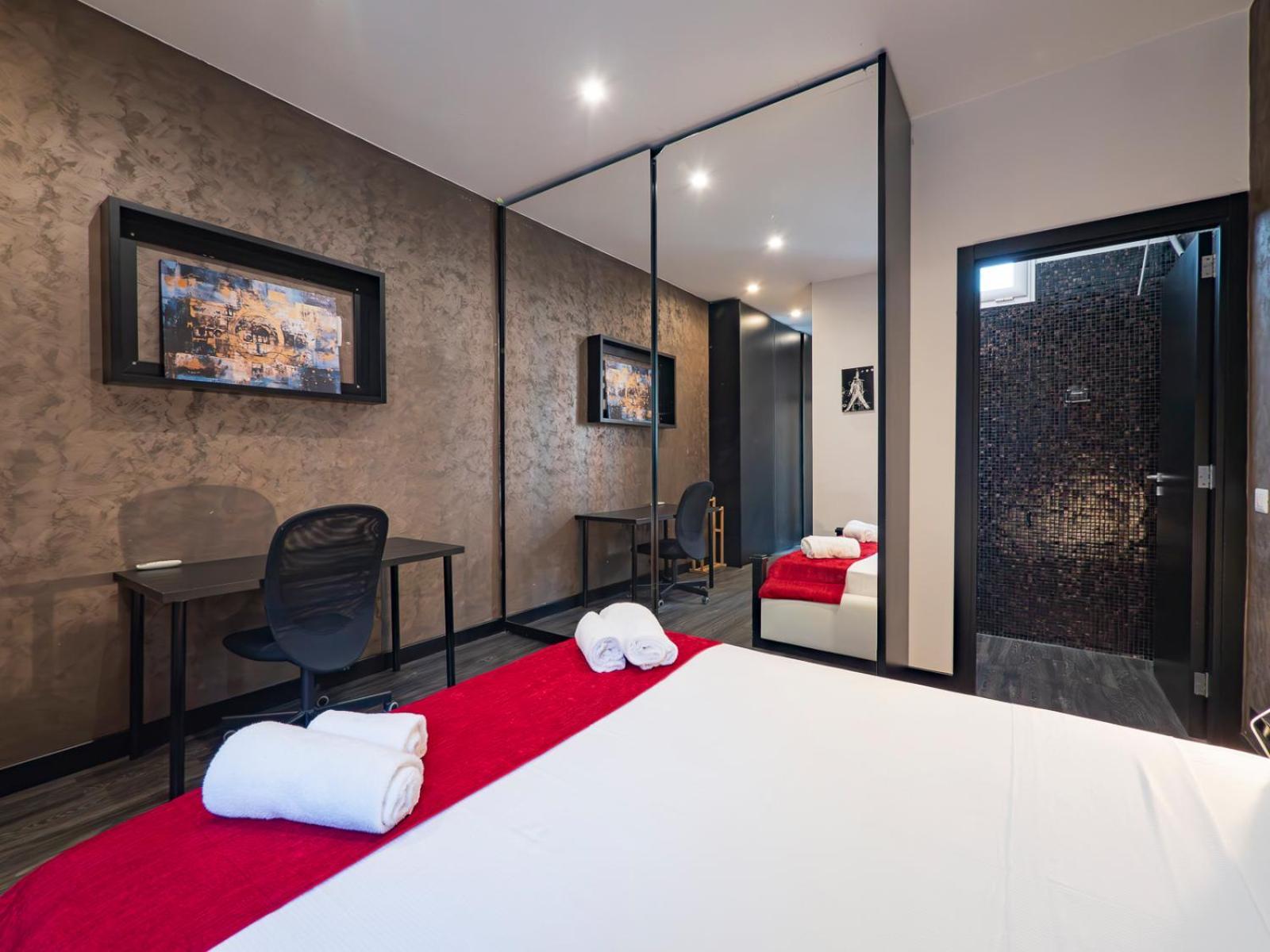 Xenia - Spacious Four-room In Moscova * Milano