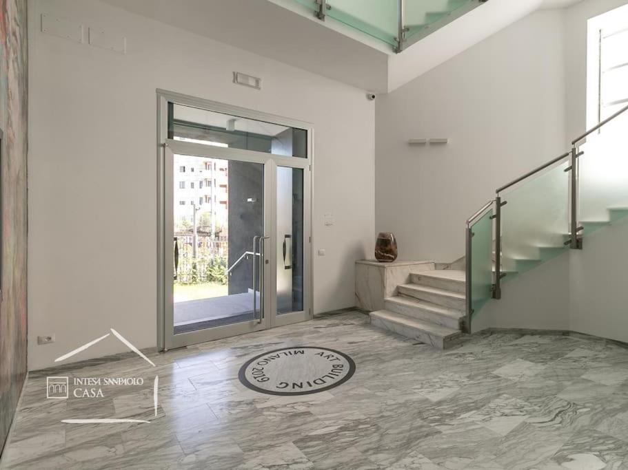 Open Space - Garden & Jacuzzi - Self Check-in Milan