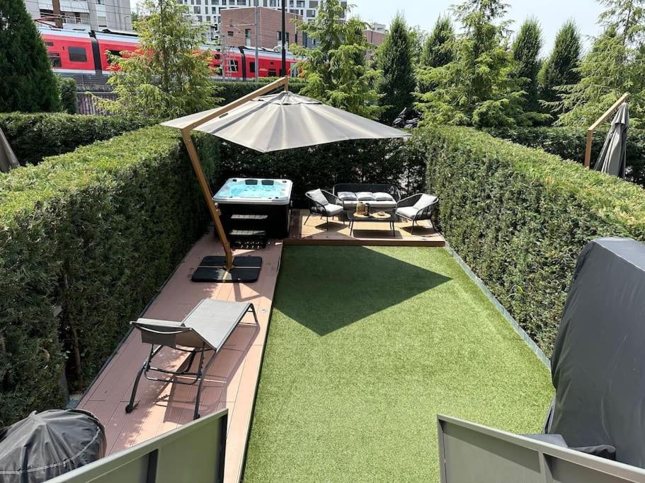 Apartment Open Space - Garden & Jacuzzi - Self Check-in