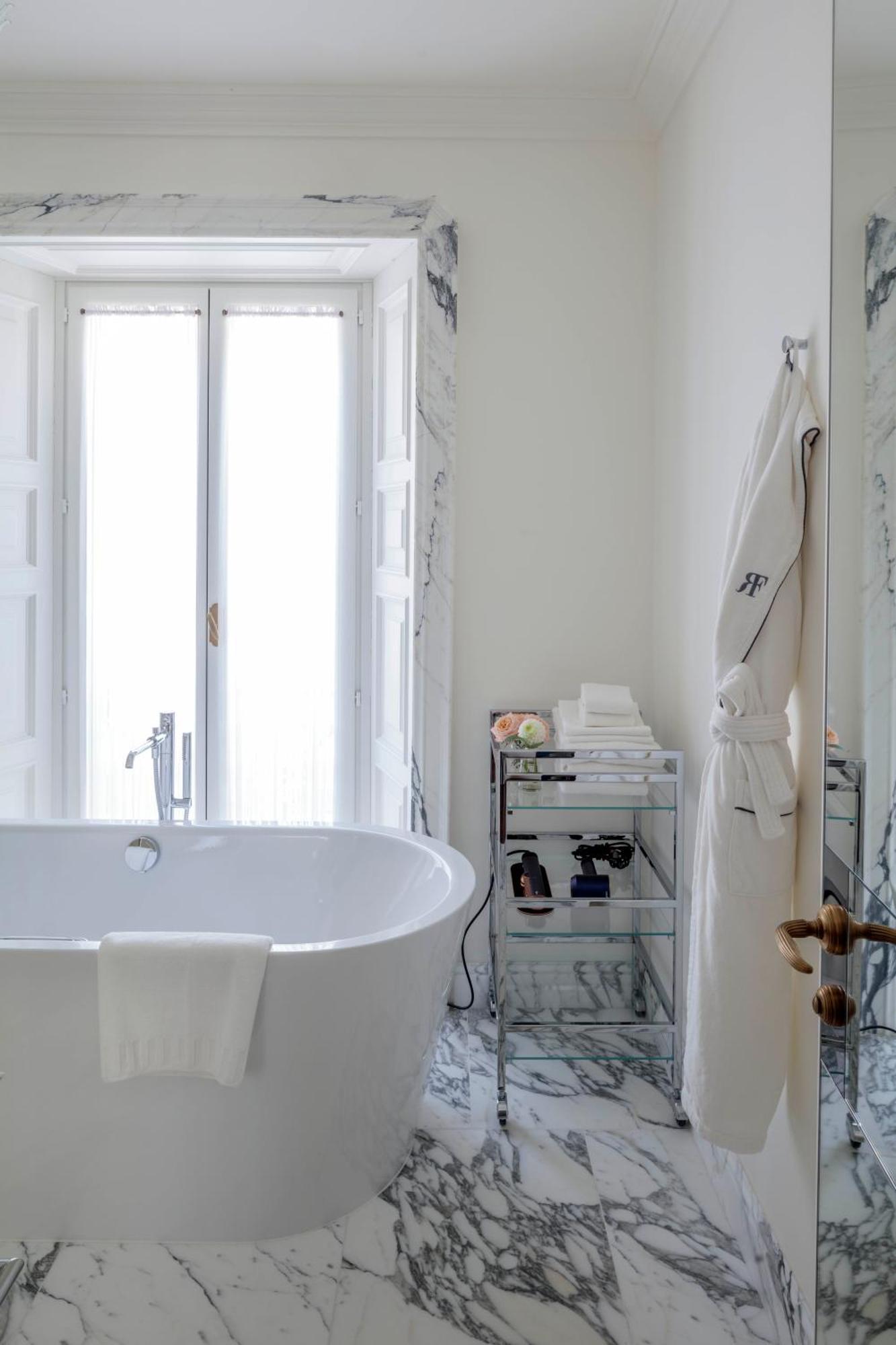 Rocco House Via Manzoni Apartment *