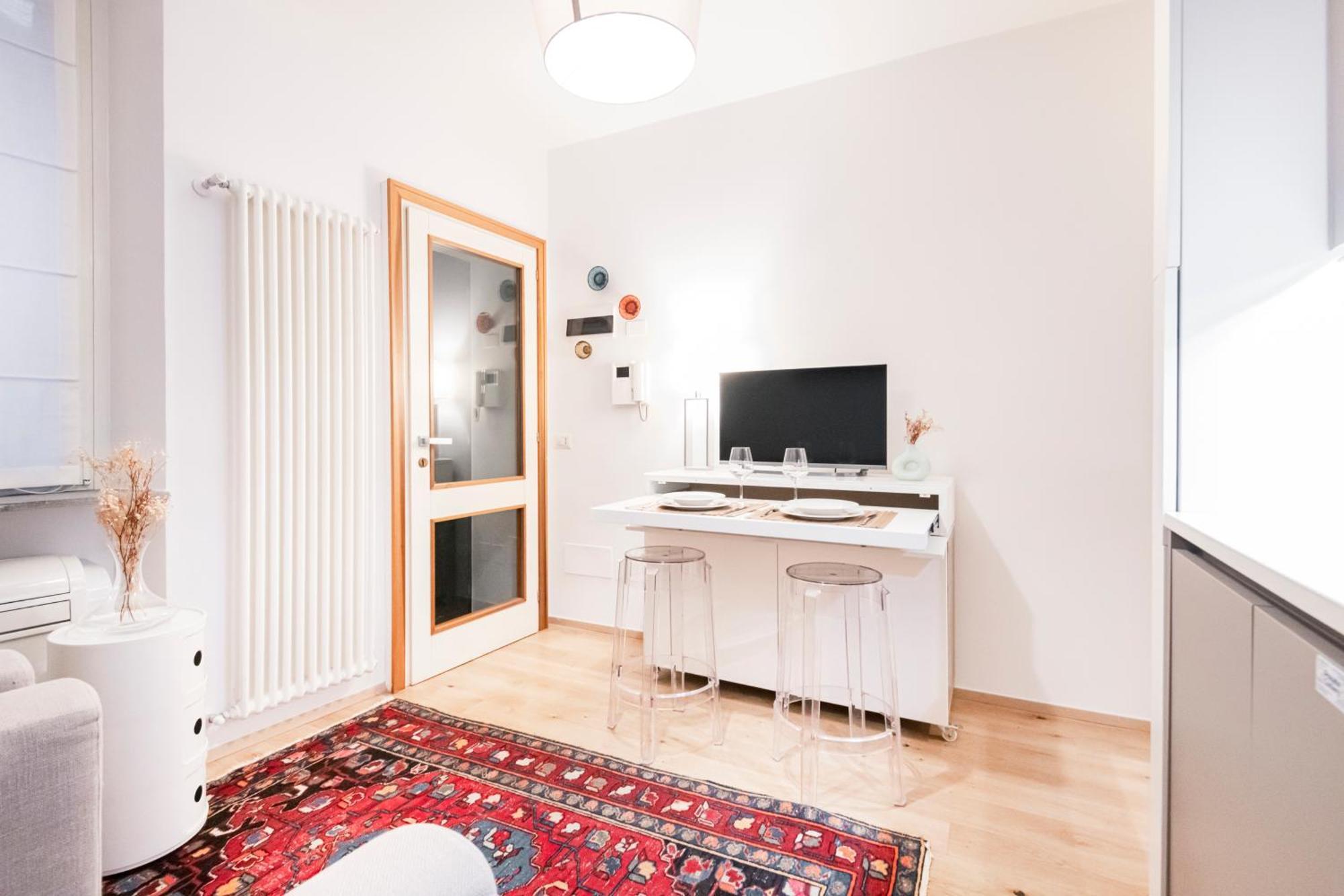 Cozy Flat At Colonne Di San Lorenzo By Easylife * Milano