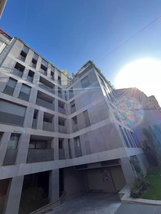 Luxury Close To Citylife Vakantiehuis