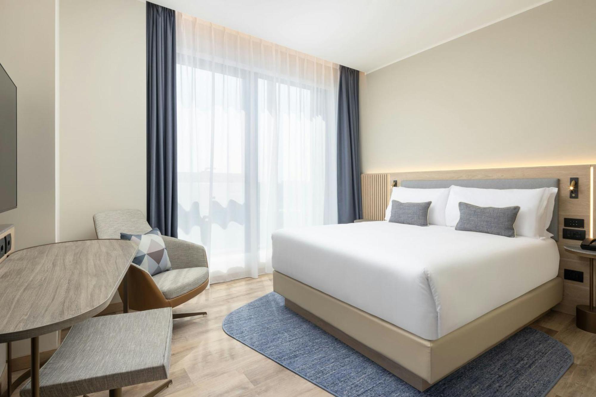 Hotell Courtyard By Marriott Linate 4*