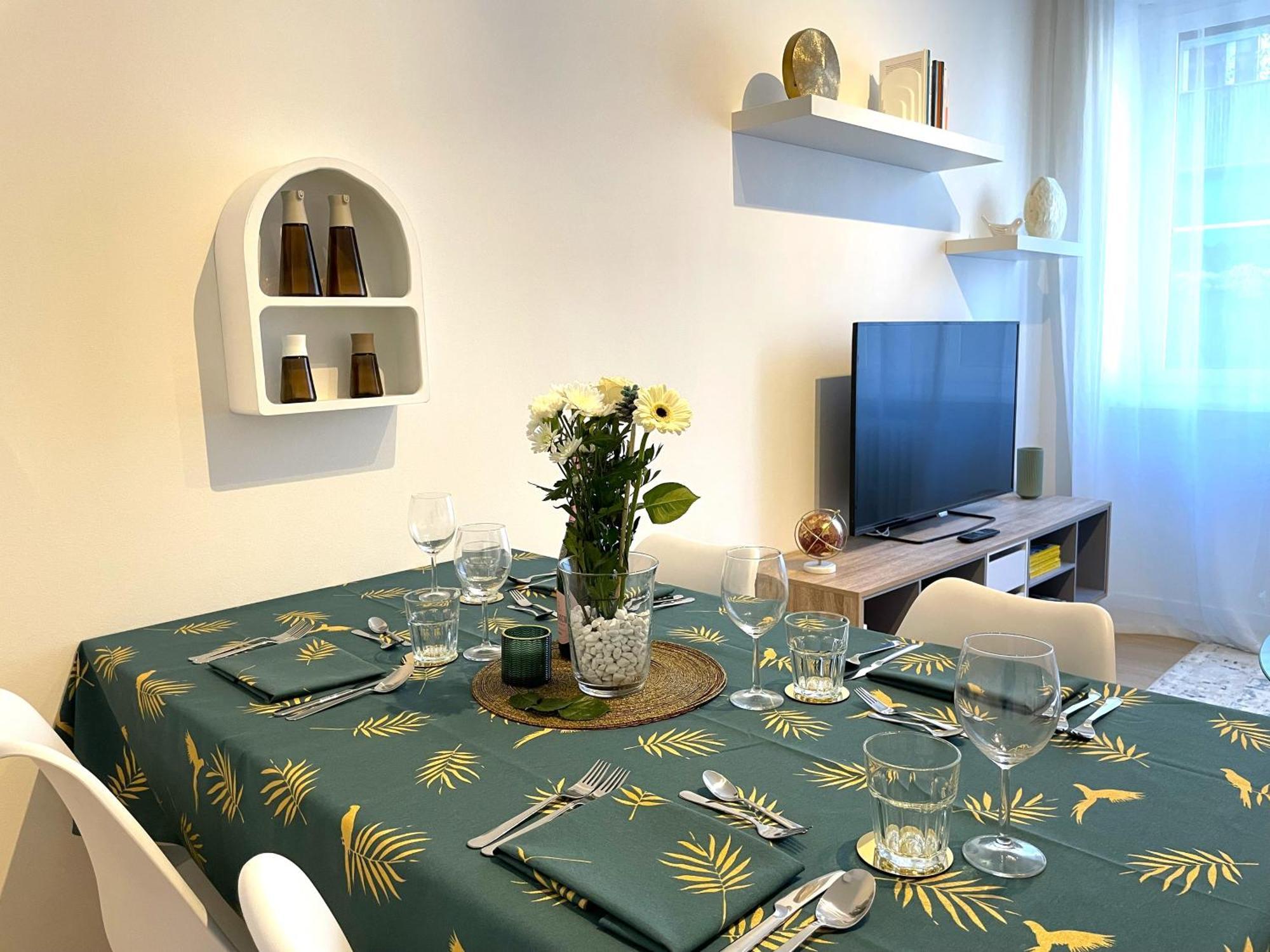 Mico Elegante E Raffinato Trilocale Apartment *