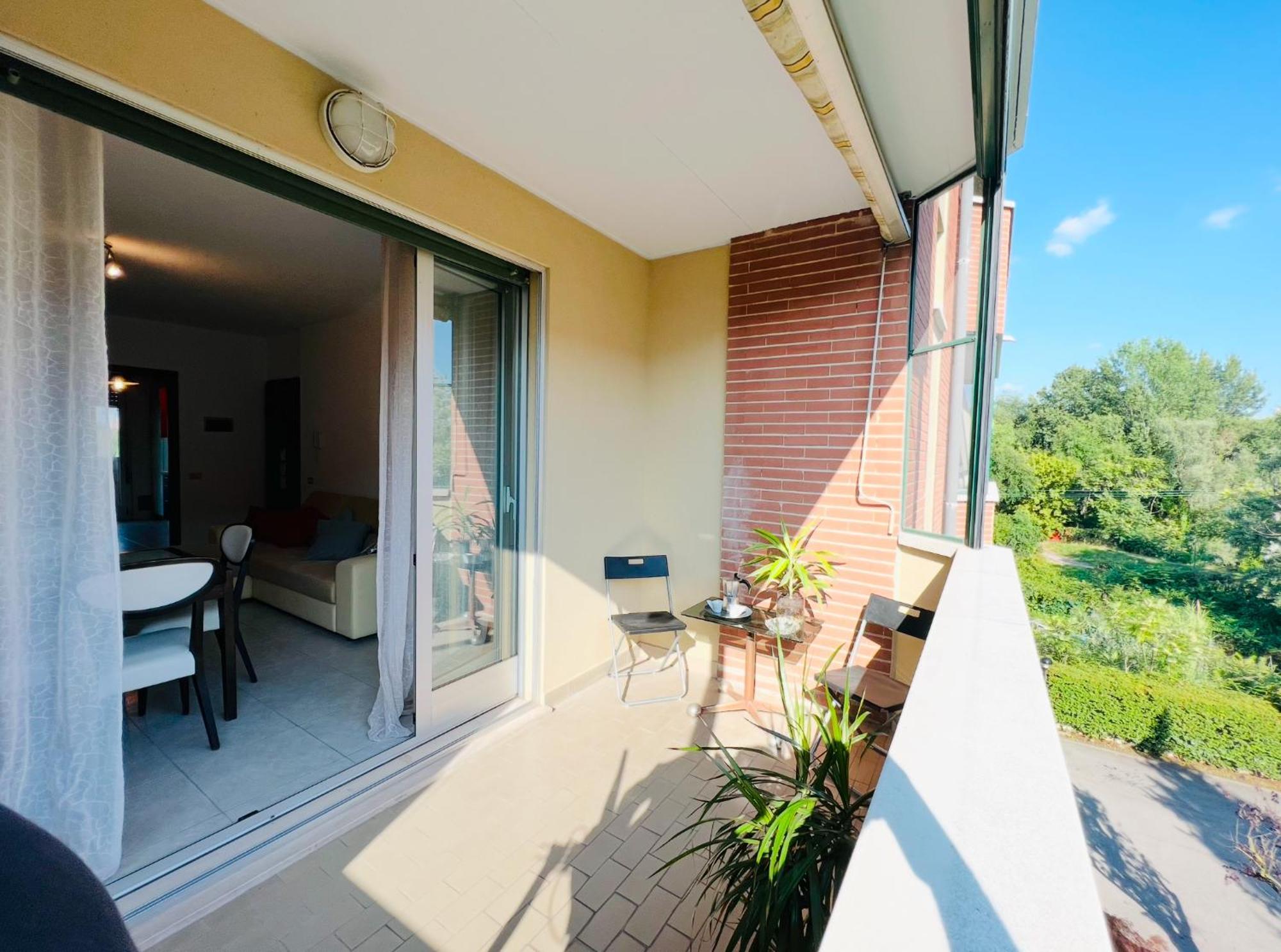 Big In Navigli District With 2 Balcony And Parking Milano