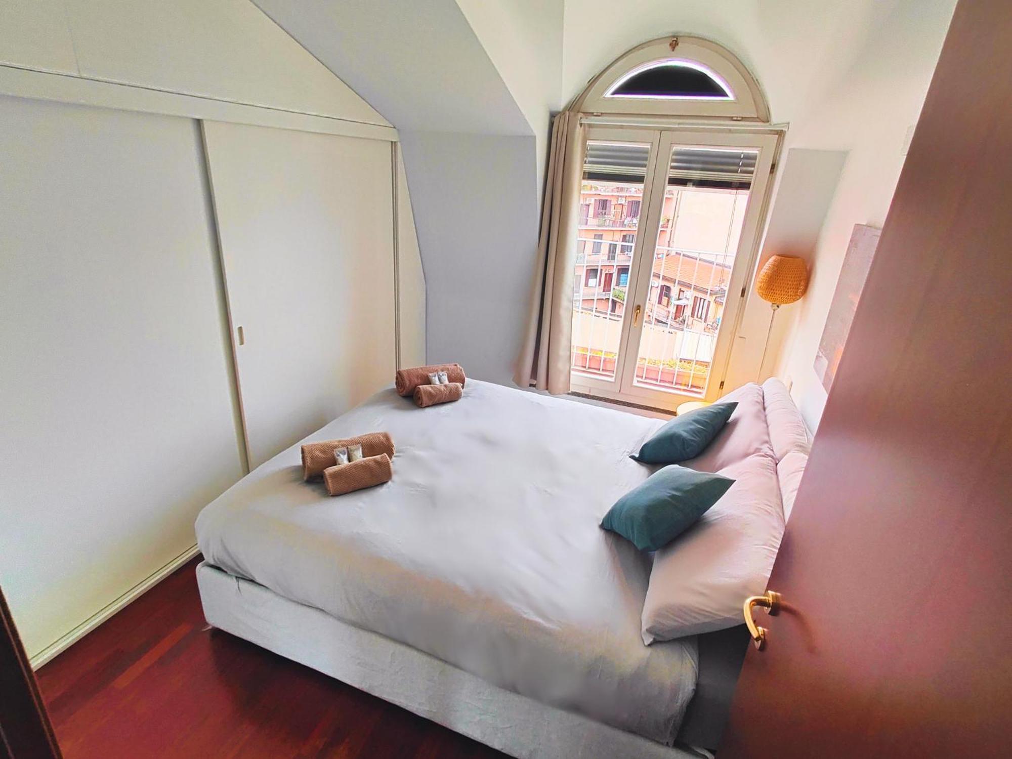 Leilighet Urban Attic Isola District
