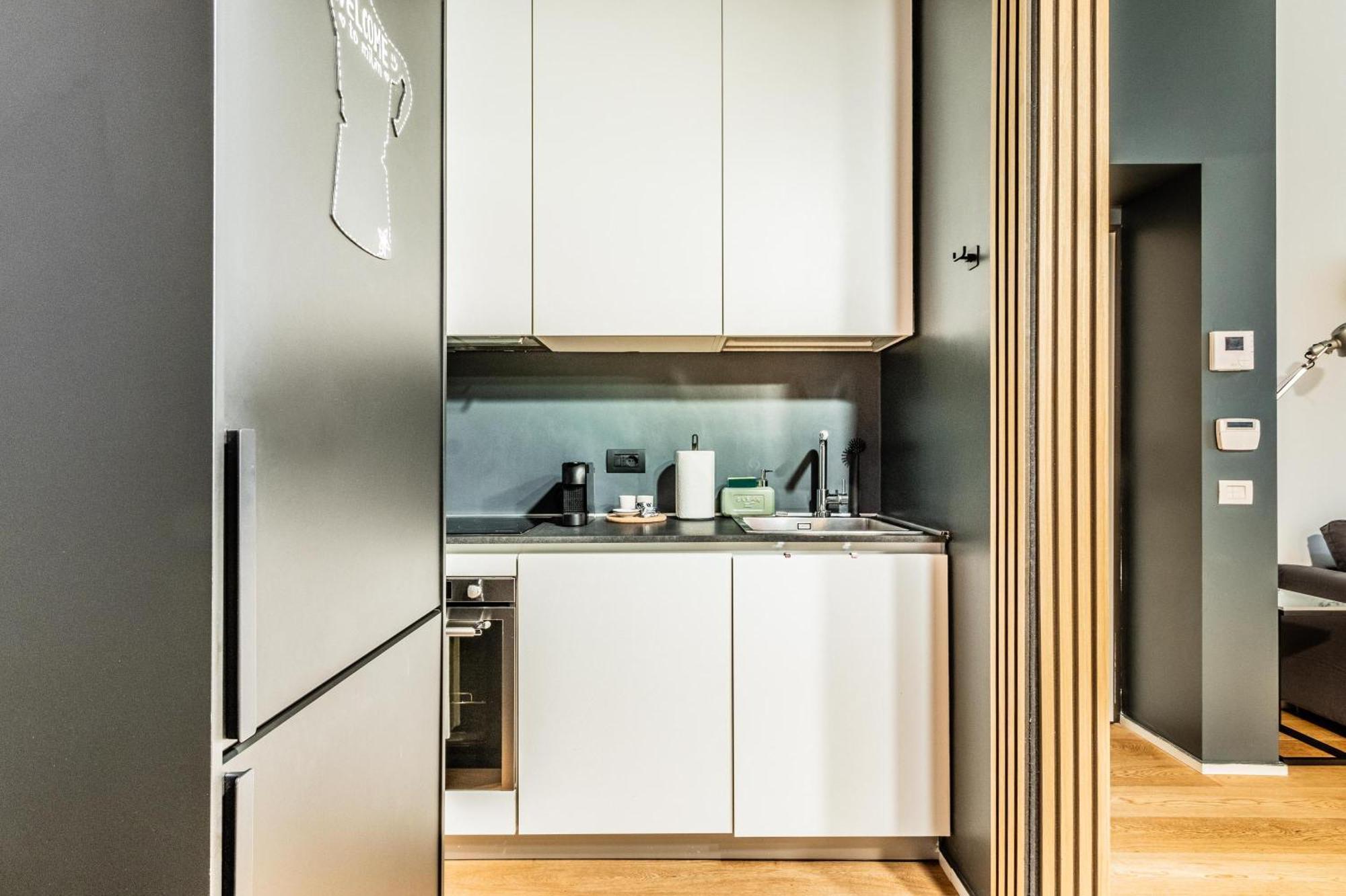 Goldoni House - Duomo 2 K M - Porta Venezia - Linate Appartement