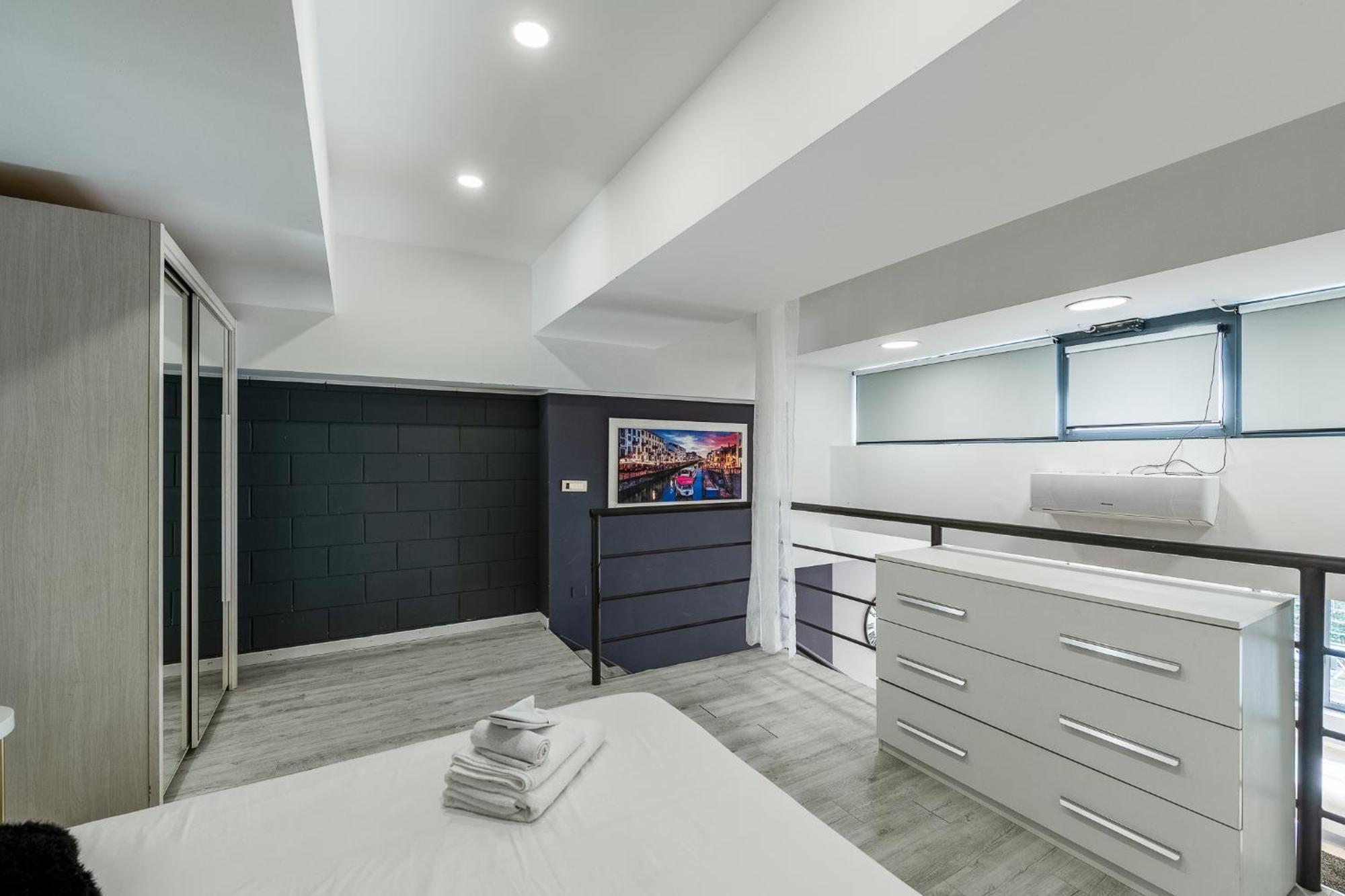 Urban Loft Certosa - Private Garden Apartment *