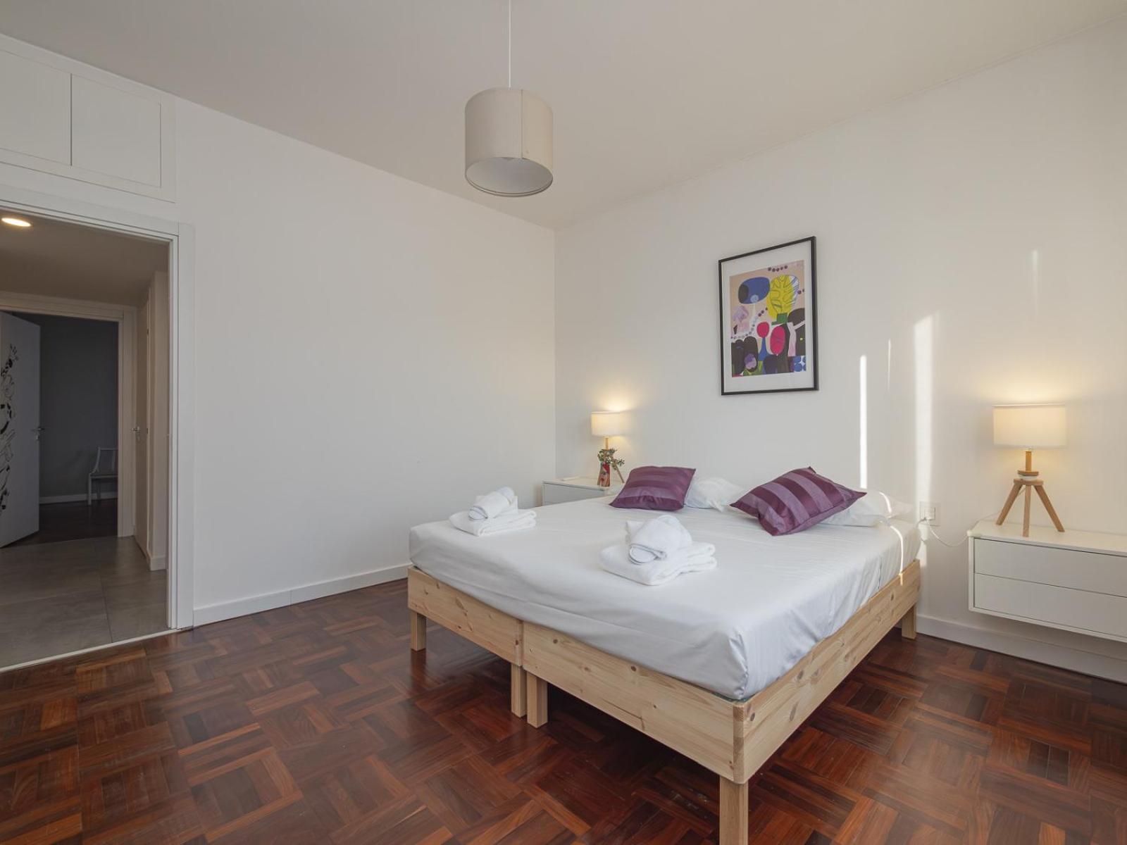 Modern 3 Bedroom With Balcony Steps From San Siro By Rentopolis Mailand