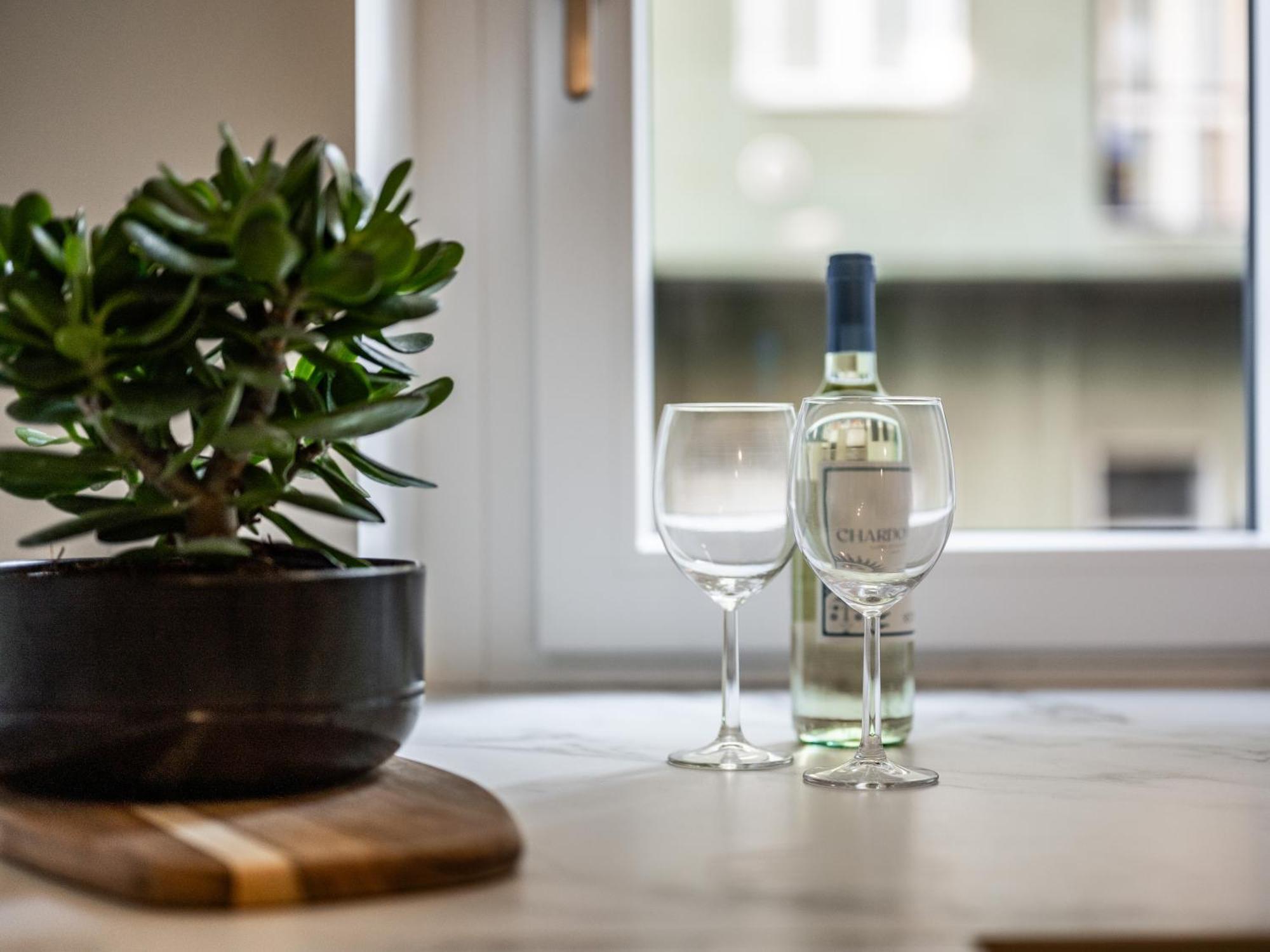 Appartement Design And Silence - Wide Renovated 2 Stops Form Milaan