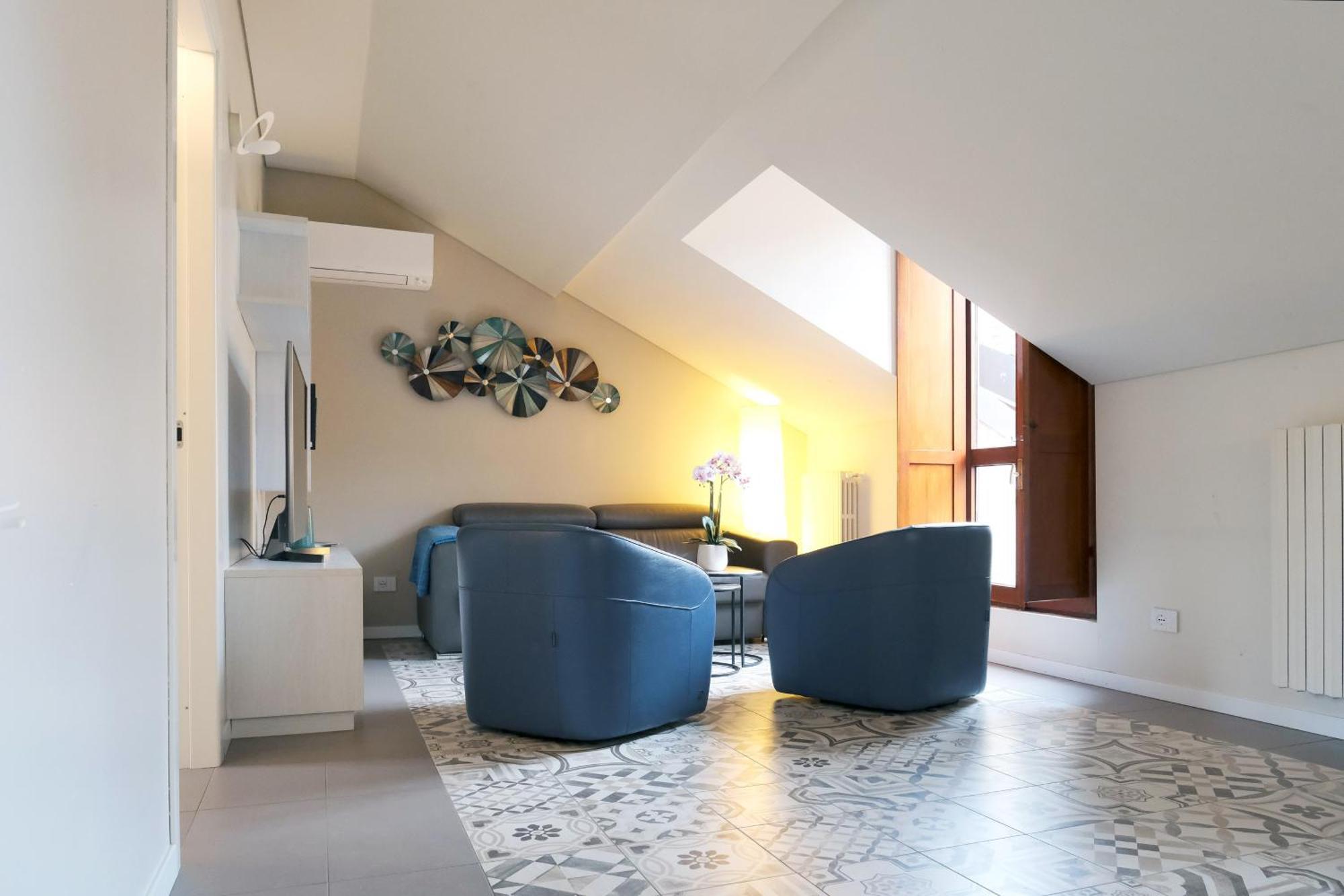 Apartment Comecasa 10 Minutes Walk From Duomo 2 Bedroom Milan