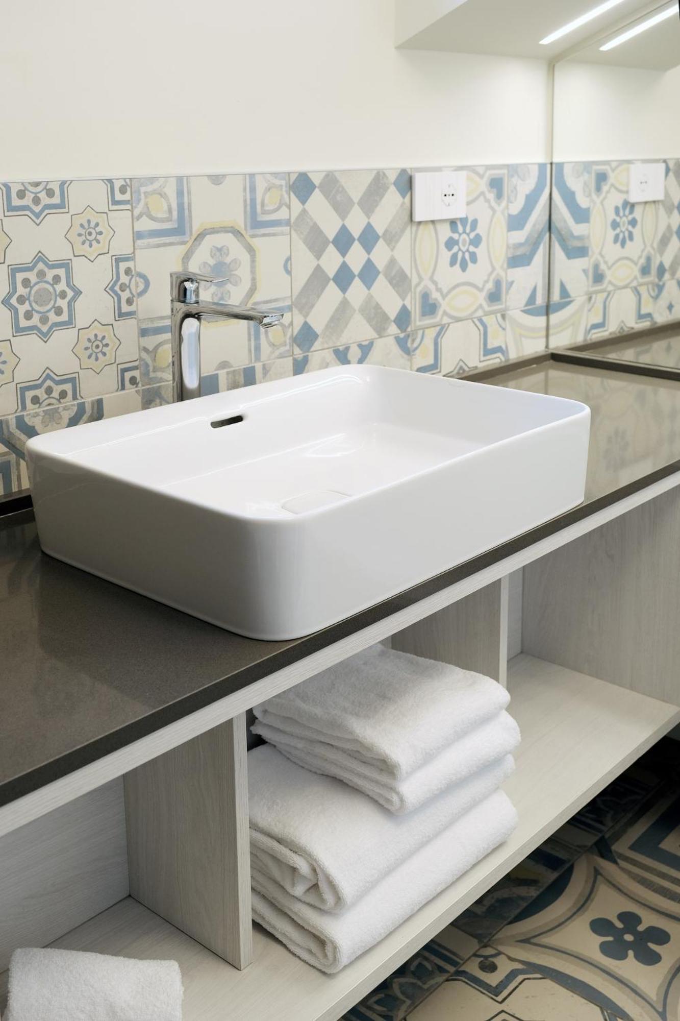 Apartment Comecasa 10 Minutes Walk From Duomo 2 Bedroom