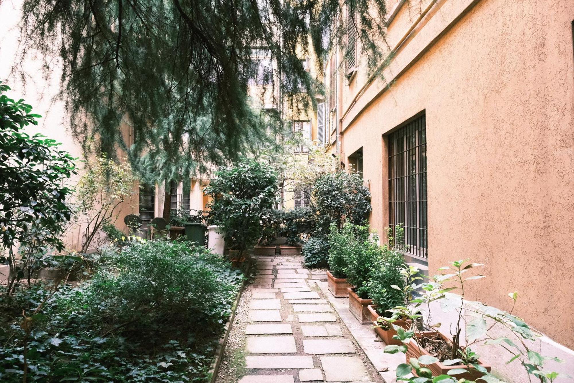 Comecasa 10 Minutes Walk From Duomo 2 Bedroom Apartment Milan
