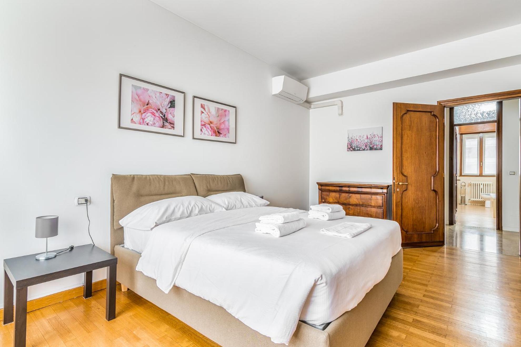 - Brand New 4 Pax Life & The Giulio Cesare 5 Appartamento Milano