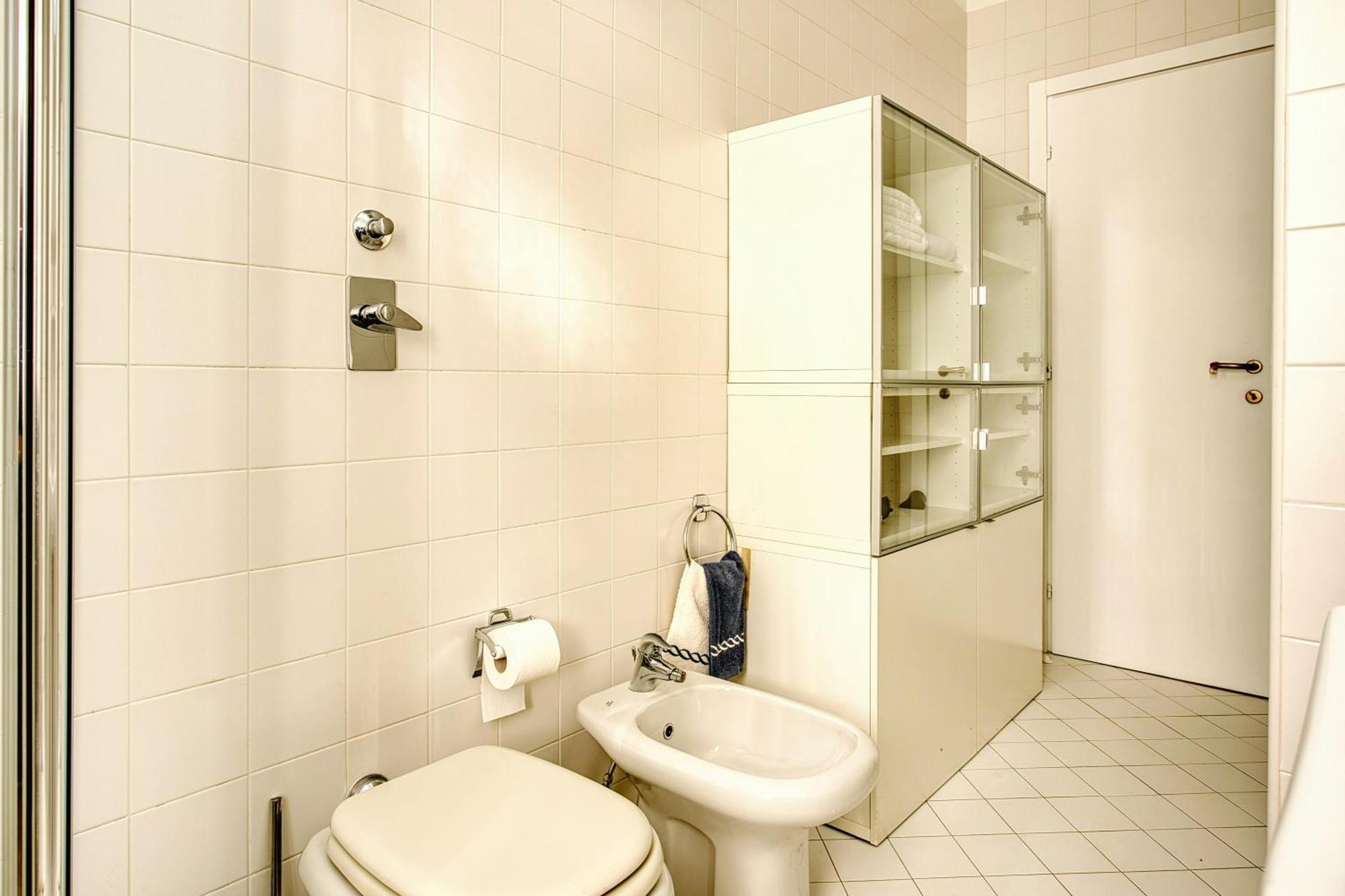 Elegant One-bedroom In Porta Romana Apartment Mailand