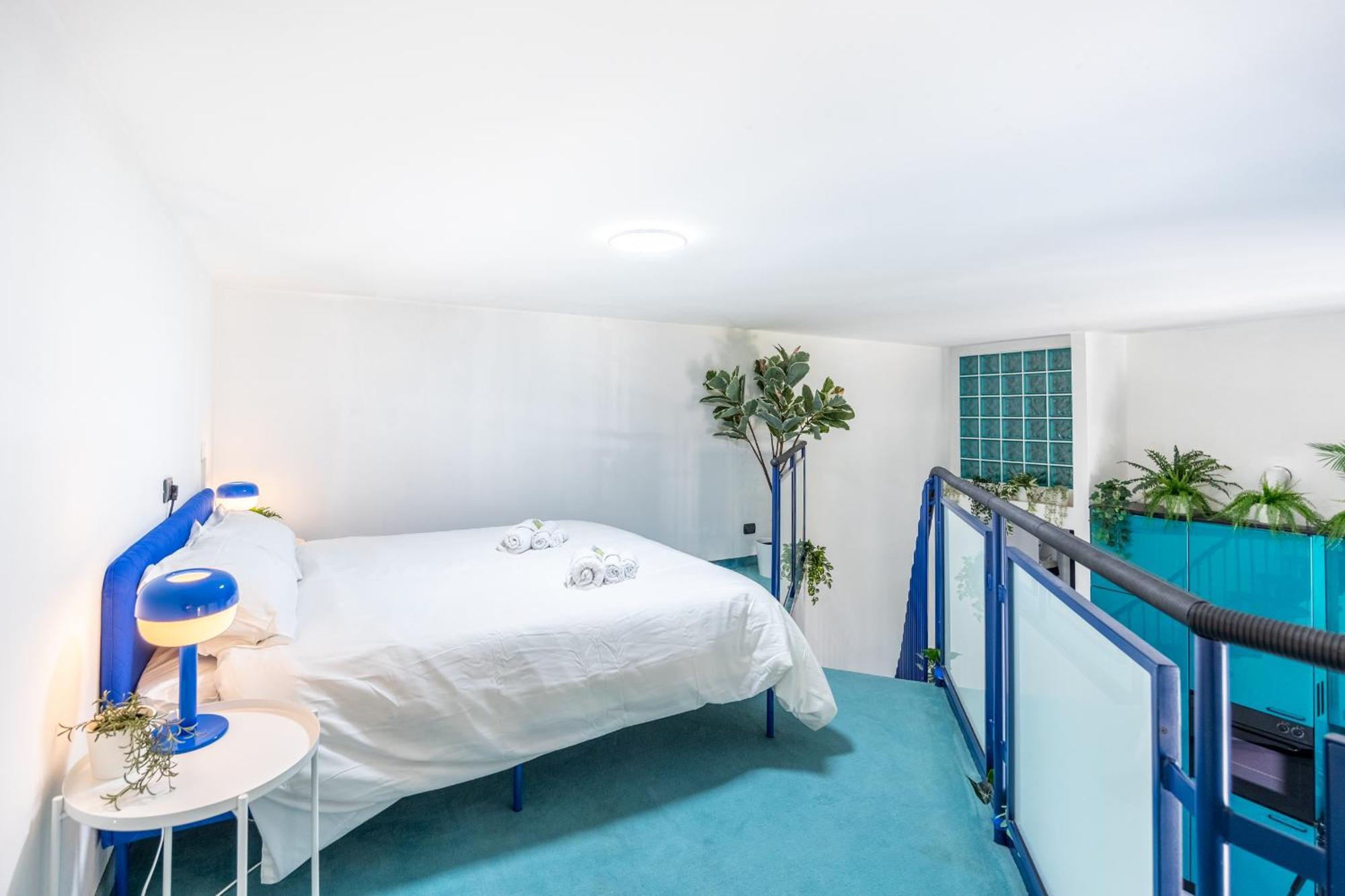 Blue Loft In The Heart Of Milan, Next To Metro Station Appartamento *