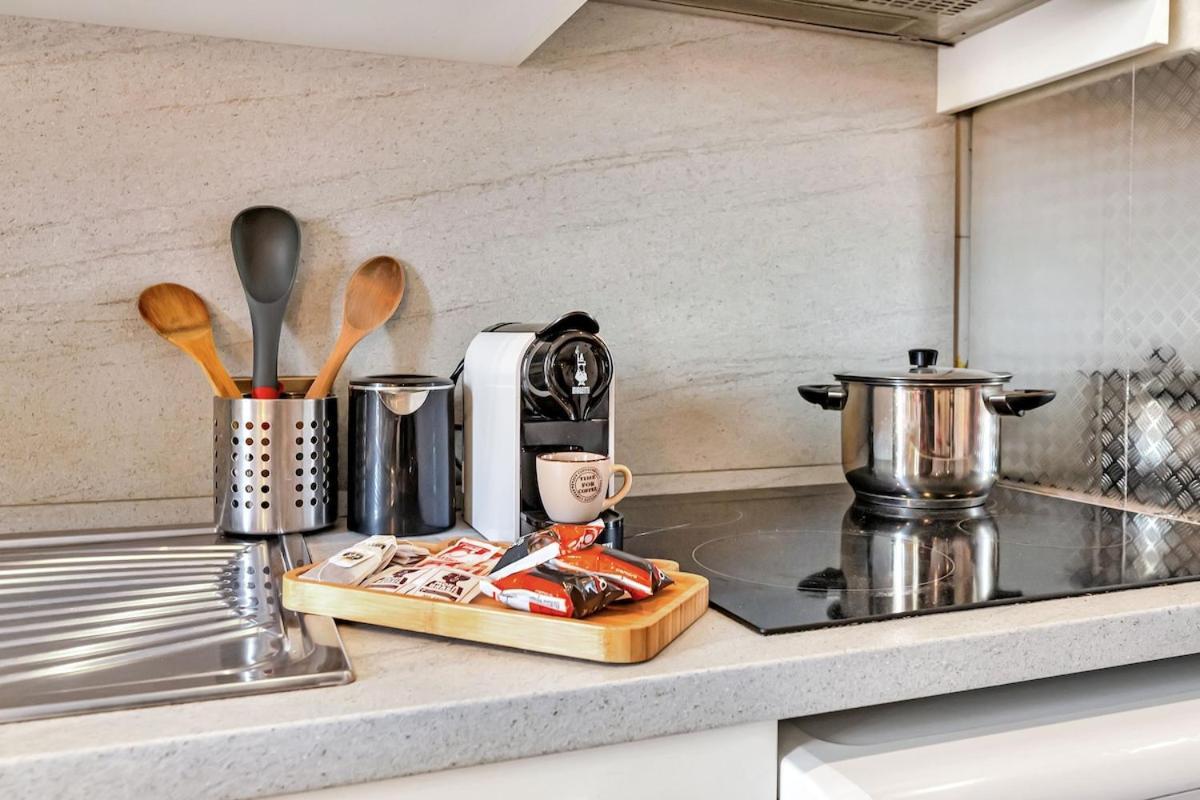 15min From The Duomo-500 M From The Metro Appartement Milaan