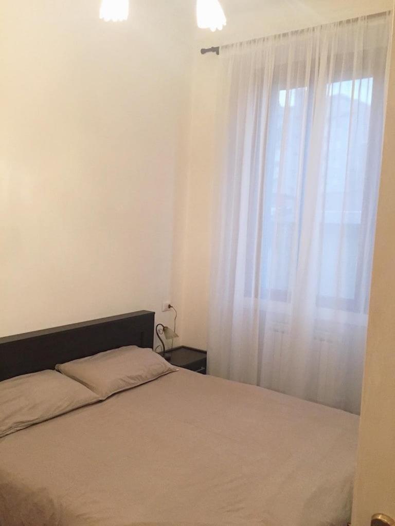 Natalia's 2-rooms Cozy Flat, Only 10 Min To Duomo * Milano