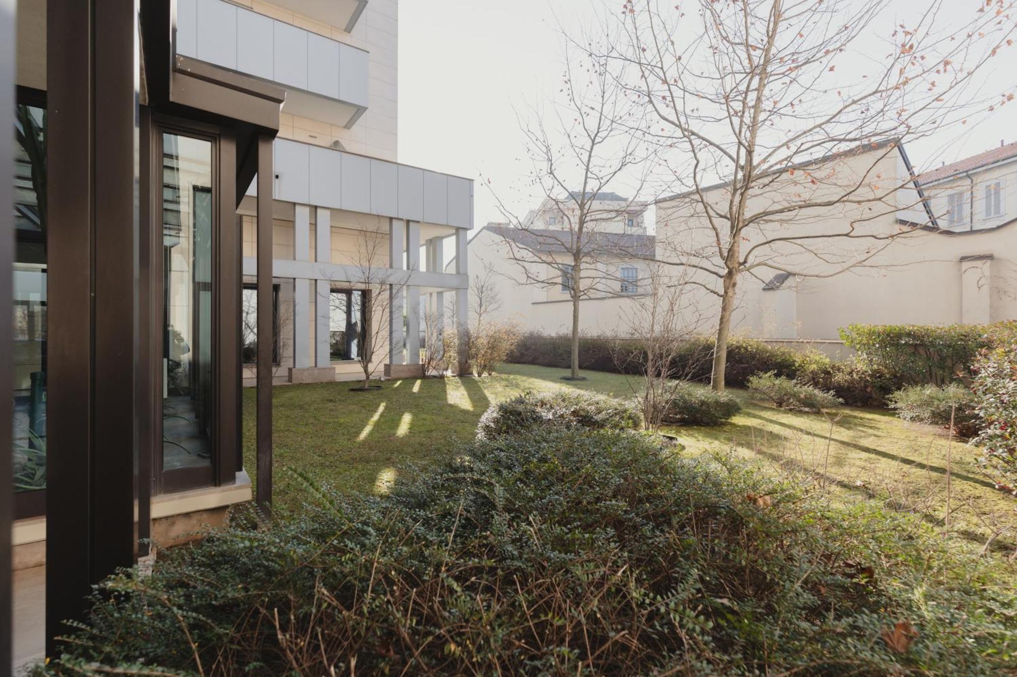 Gohost - Modern With Private Terrace Near Duomo * Milano
