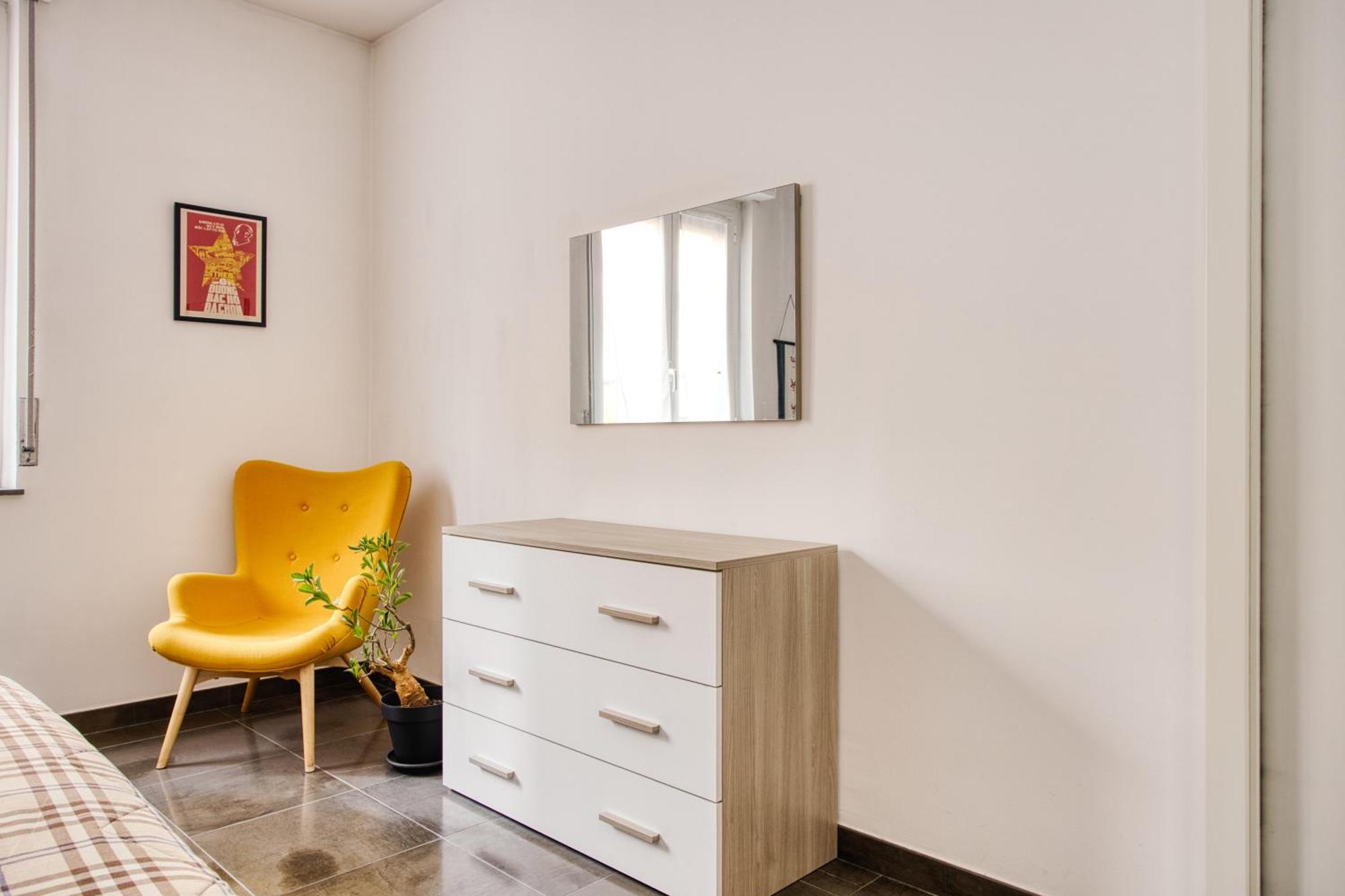 Appartamento In Citta Studi 3 Pax
