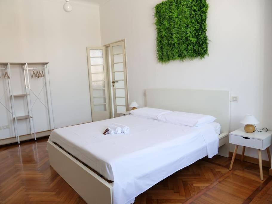 House - 5 Minuti Dalla Metropolitana Apartment *