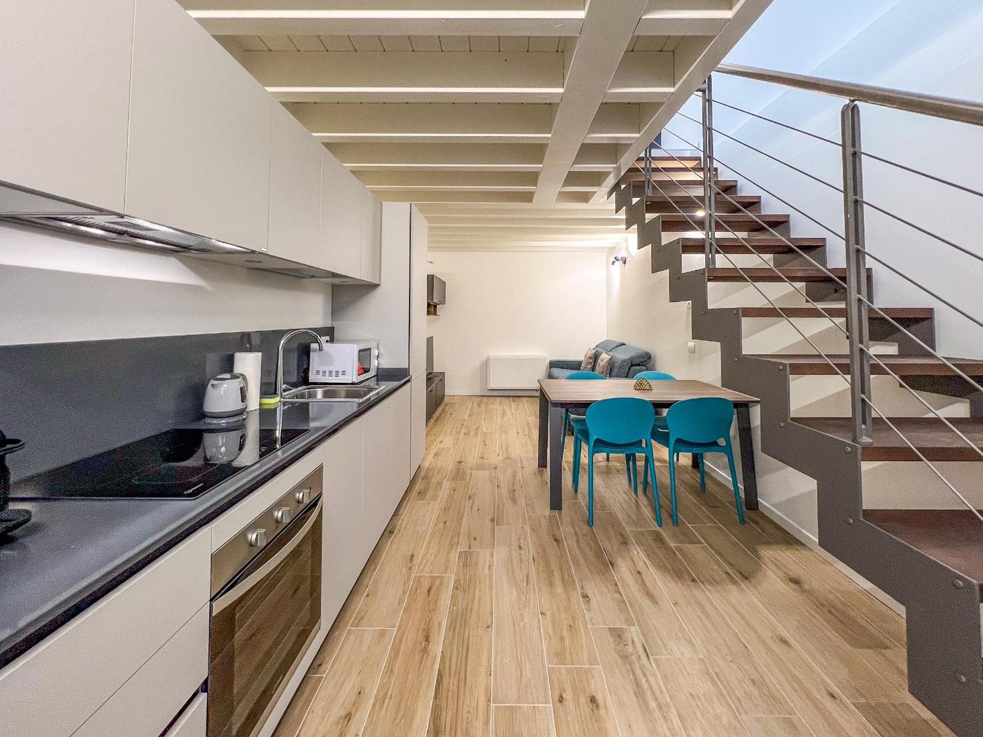 Bright With Terrace And Pool Appartement Milaan
