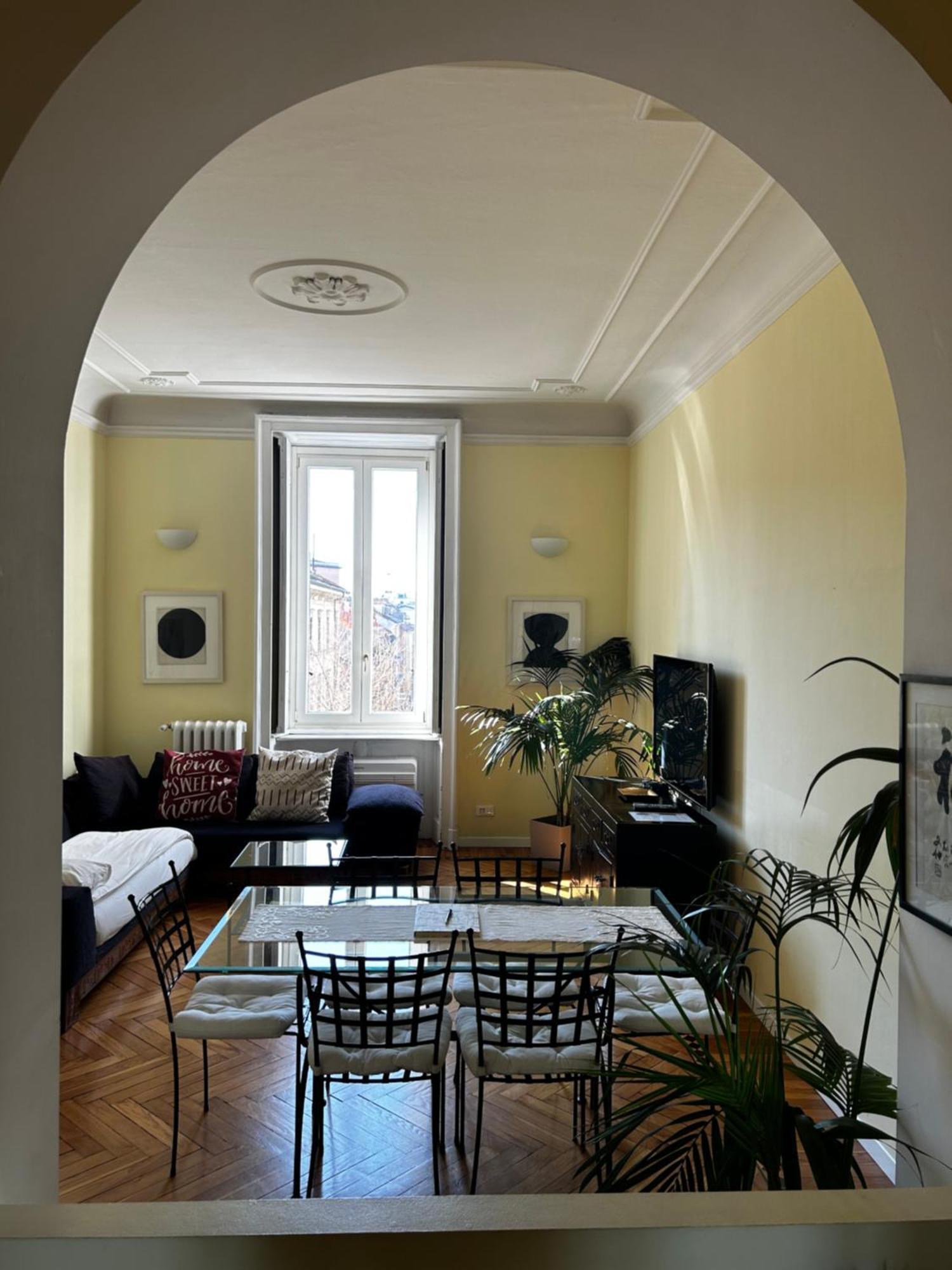 Apartment Sant'ambrogio With Charme