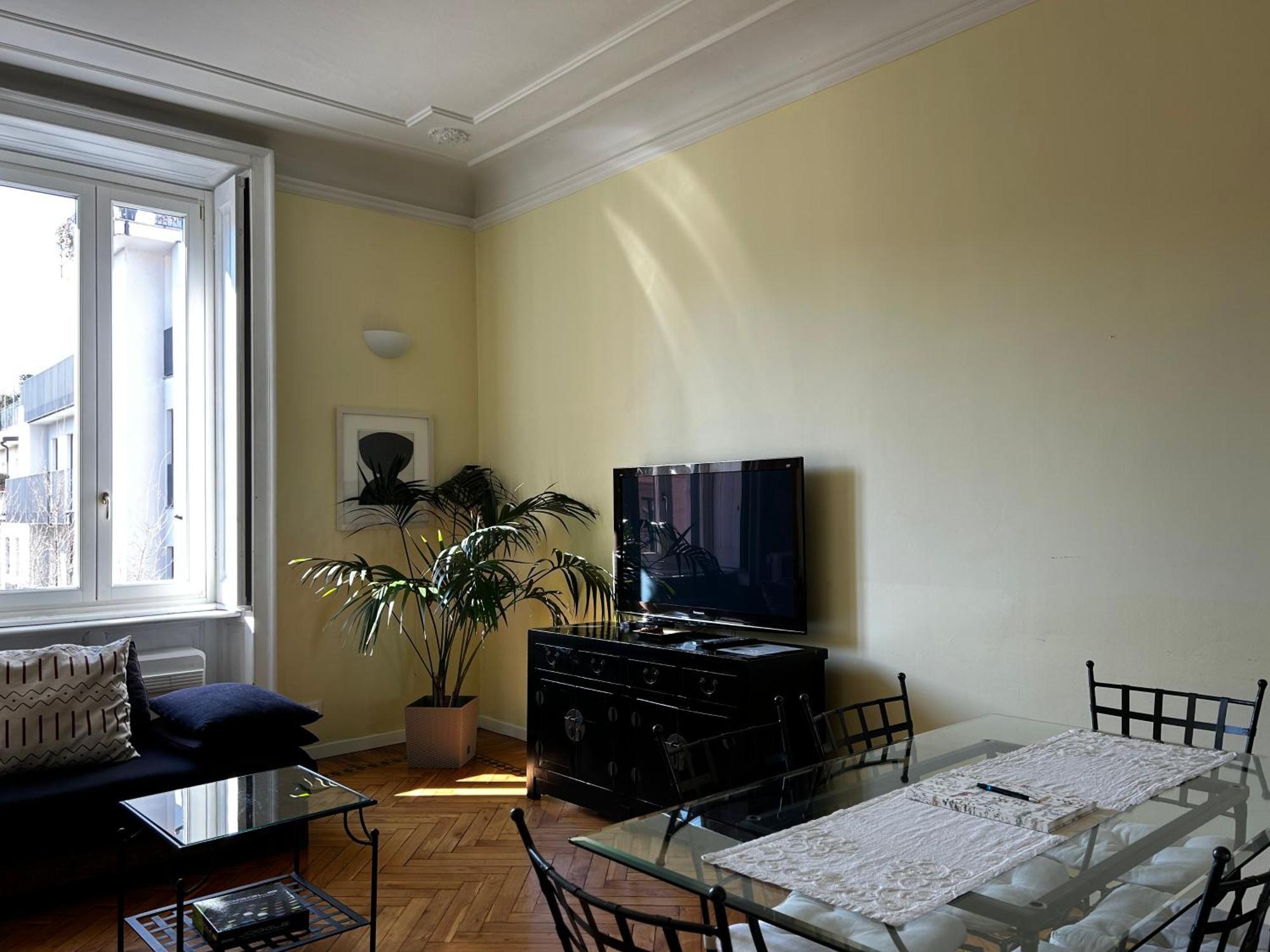 Apartment Sant'ambrogio With Charme