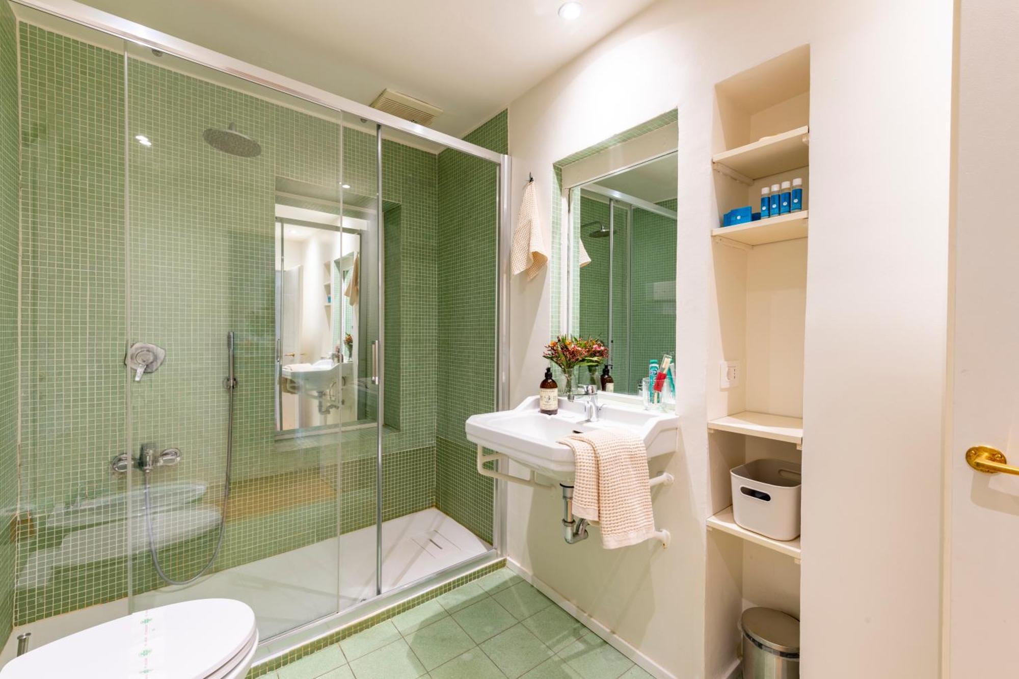 Large & Comfy - A Few Steps From The Duomo * Milano