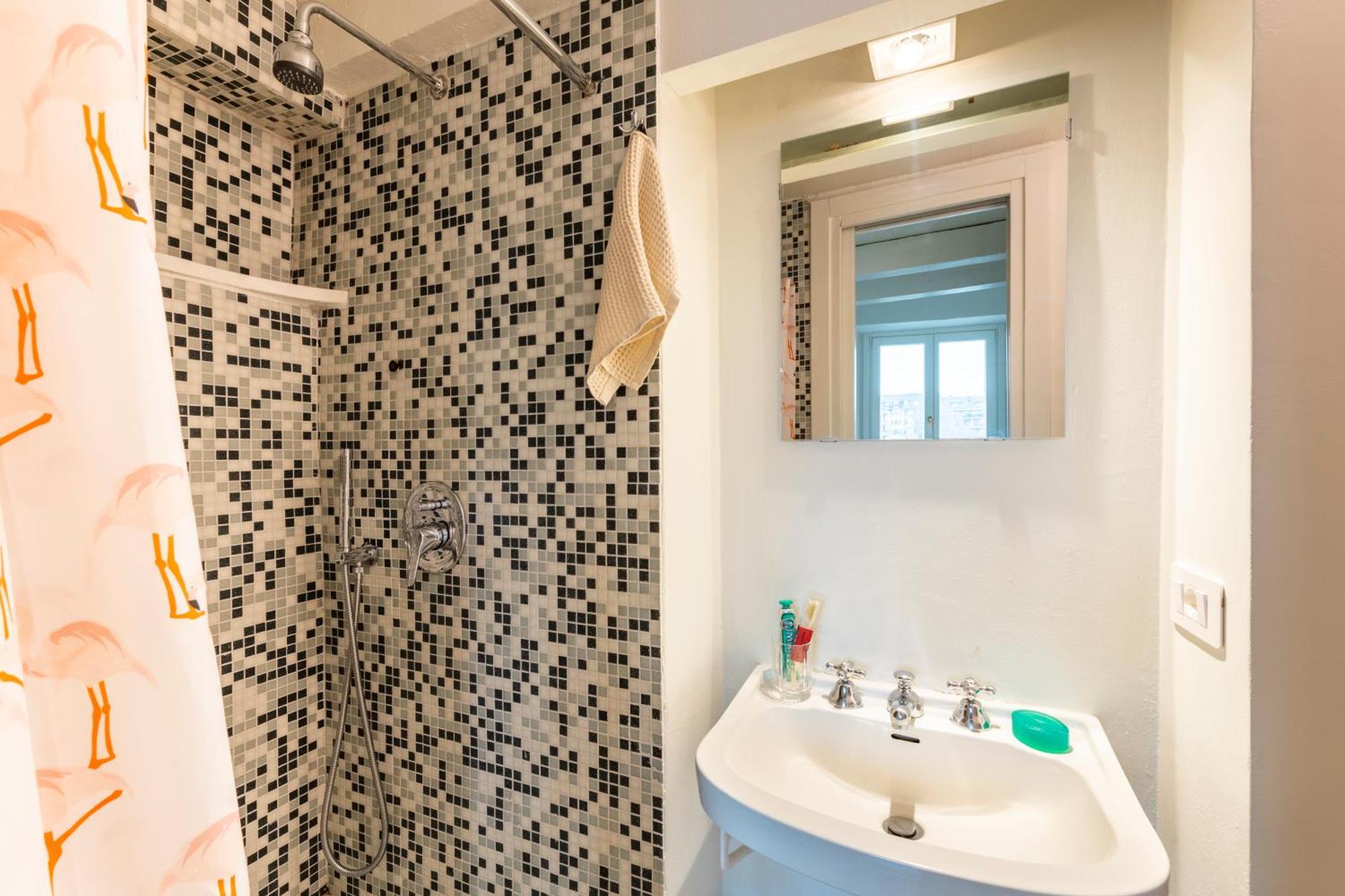 Large & Comfy - A Few Steps From The Duomo * Milano