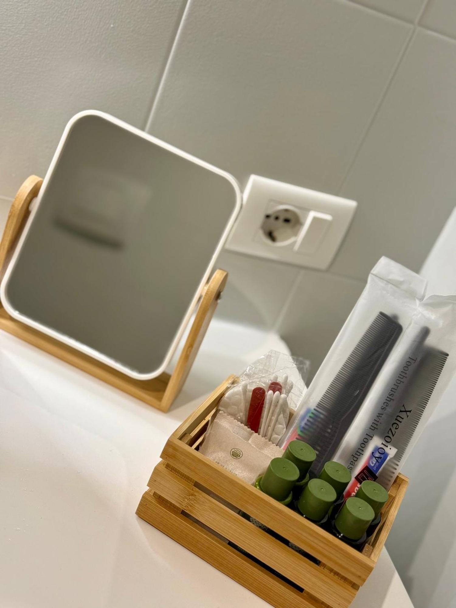 Naviglio - Eleganza E Relax A 2 Min Dalla M4 E Dai Navigli Leilighet Milano