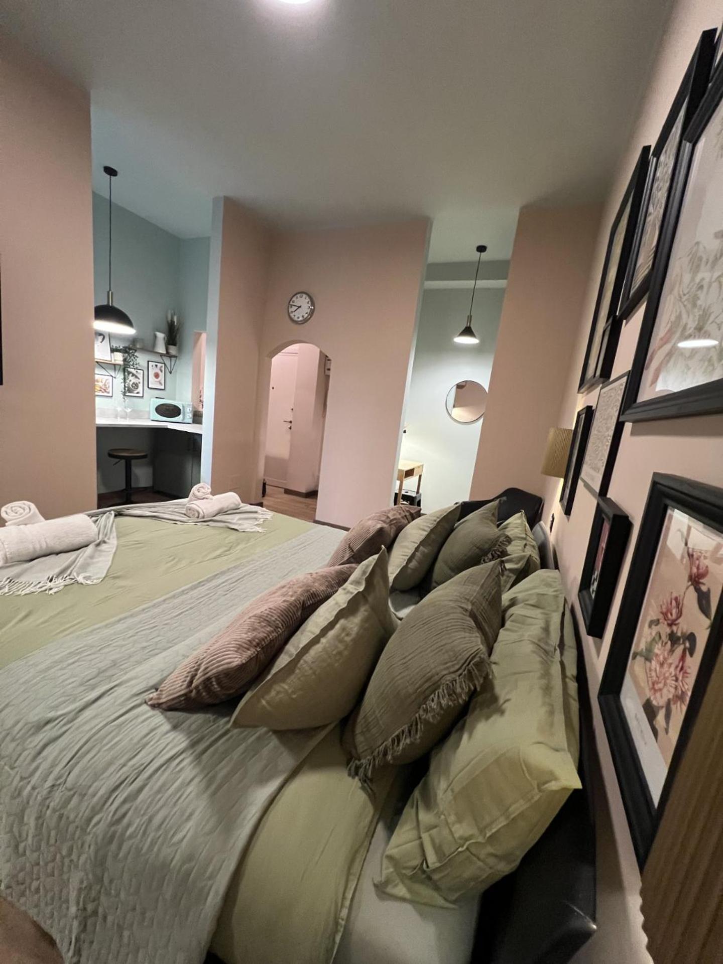 Appartamento Charme And Cozy 3 Km Away From Duomo Milano