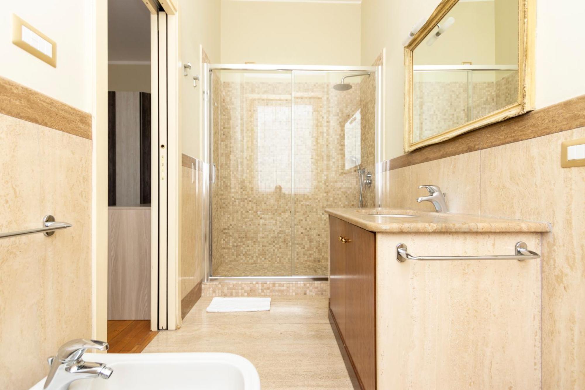 Appartement Exclusive In Station - Duomo 5 In Minutes *
