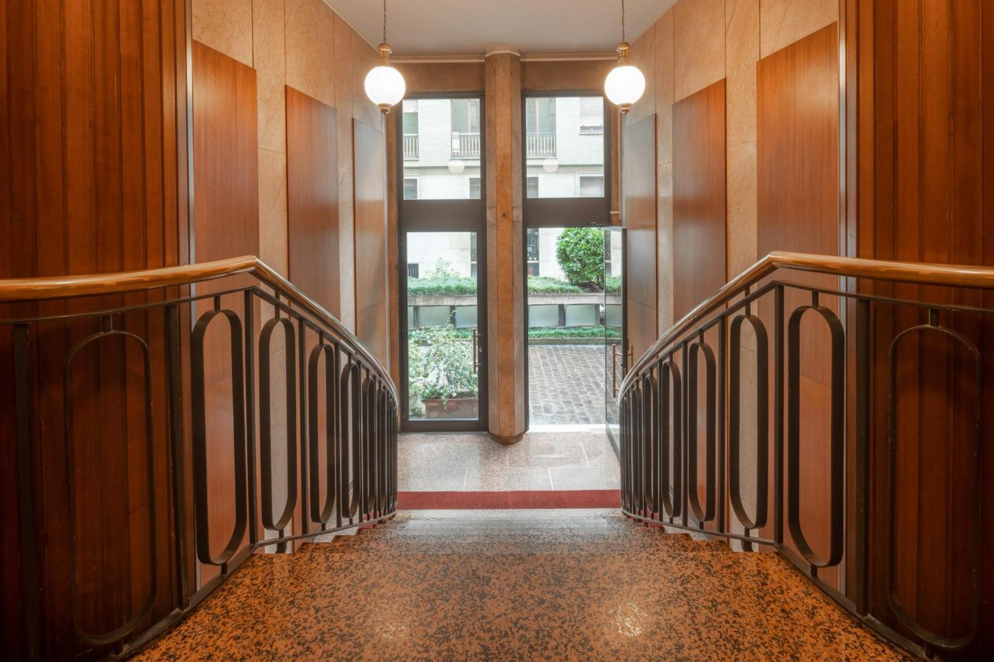 Monti Design R&r * Milaan