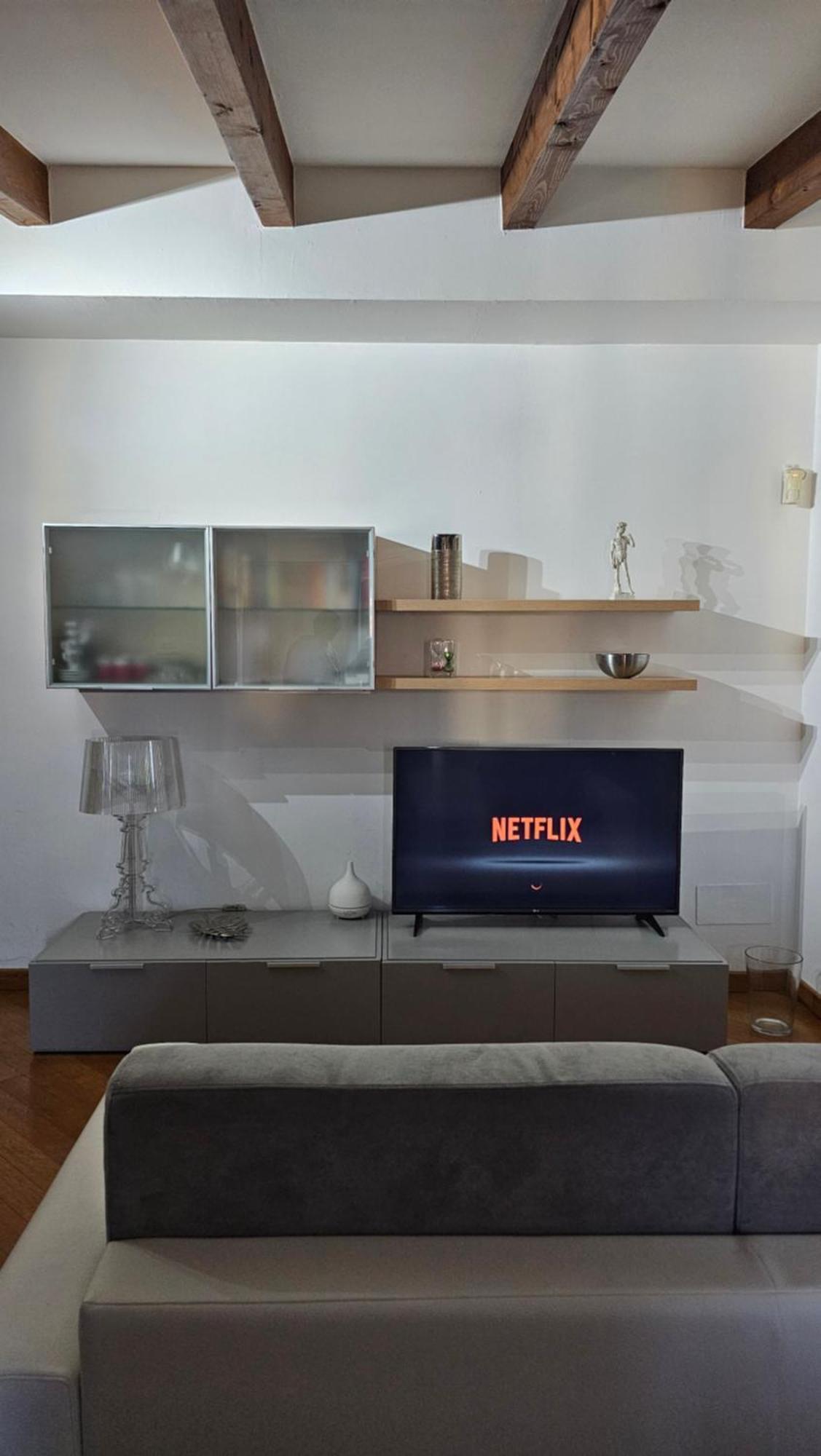 Nolo93 Attic Right In Front Of The Metro Station To Duomo Leilighet *