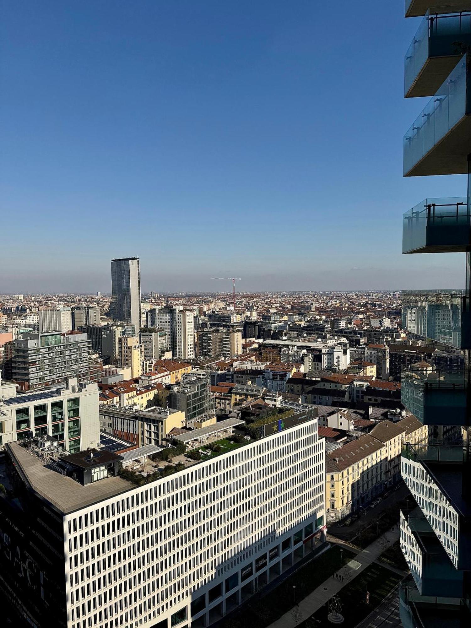Solaria 18 Skyloft