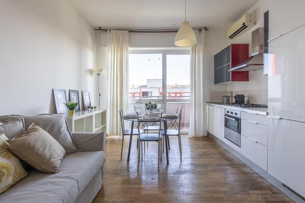 Meravigliosa Vista Su Citylife-famagosta M2,wifi Leilighet