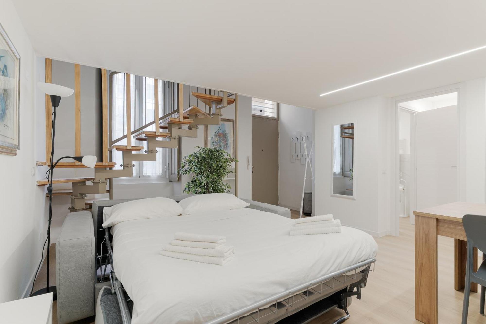 California - Solari - Loft Con Soppalco Appartamento Milano