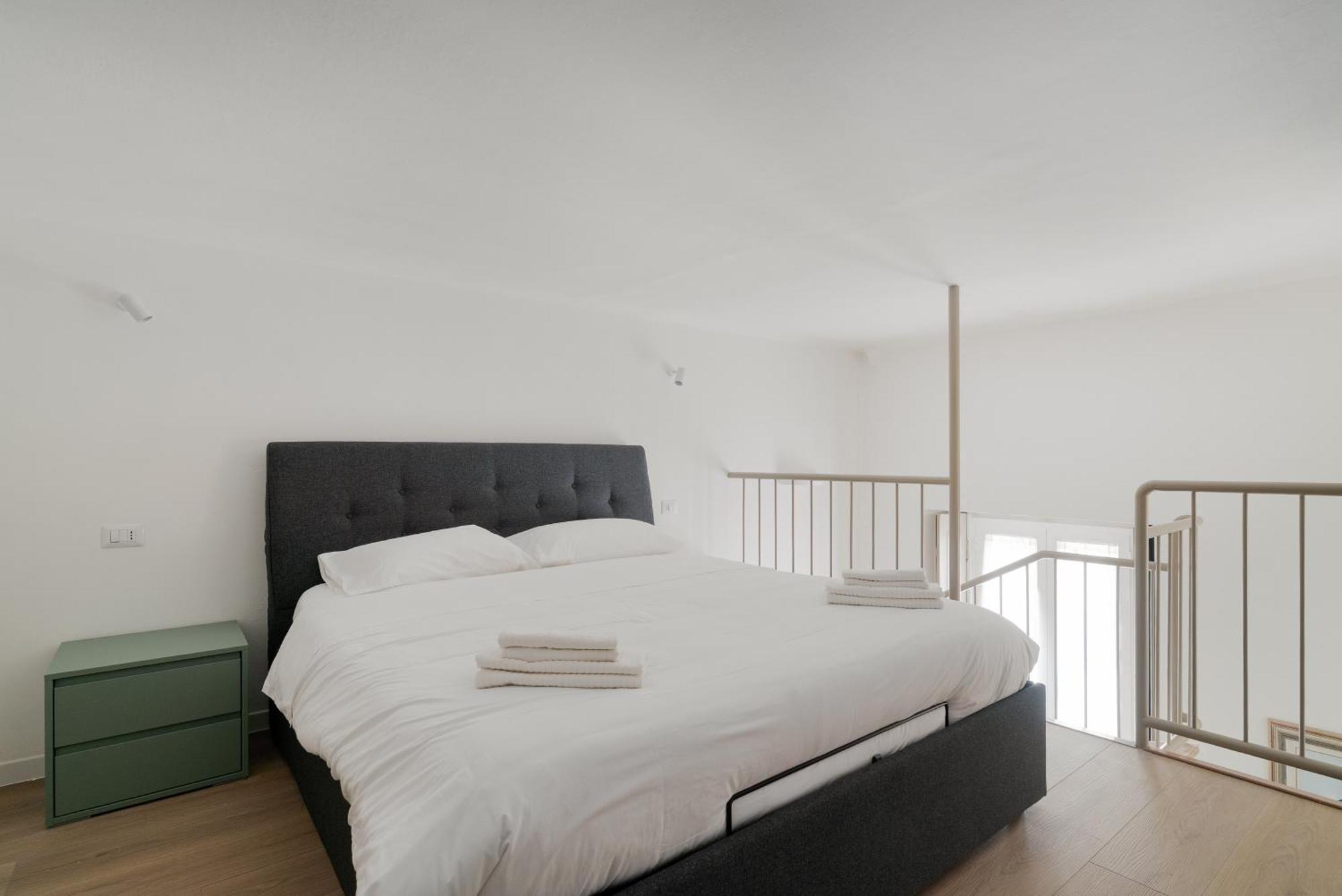 California - Solari - Loft Con Soppalco Appartamento