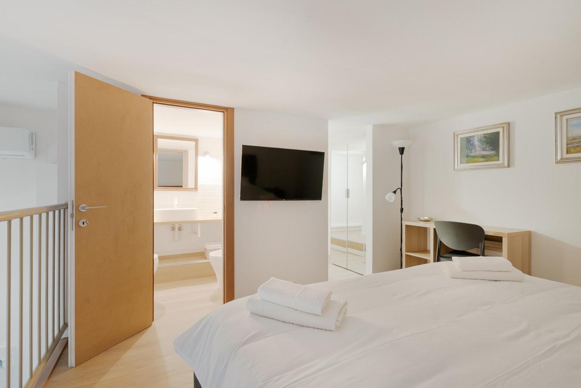 California - Solari - Loft Con Soppalco * Milano